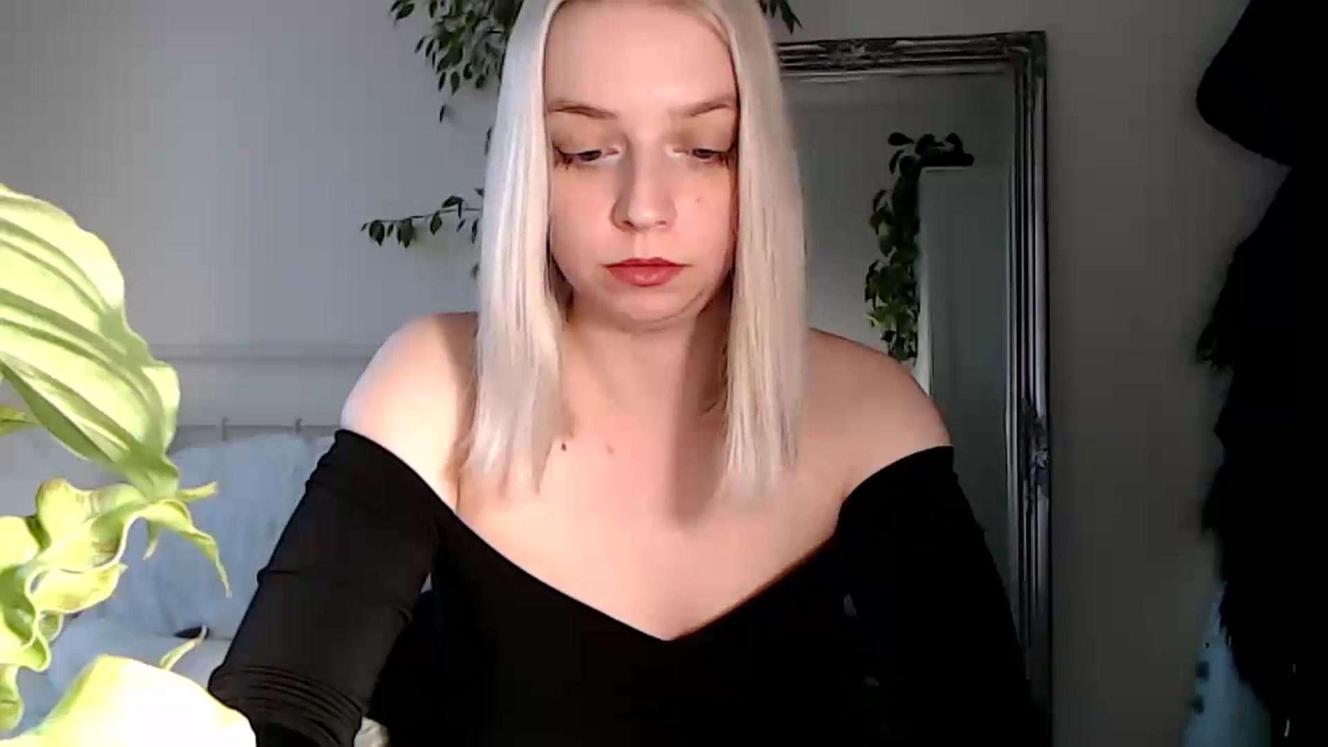 Gallery image thumbnail from Spring__'s myfreecams stream on, 04/03/2024, 18:08 image 9 of 20
