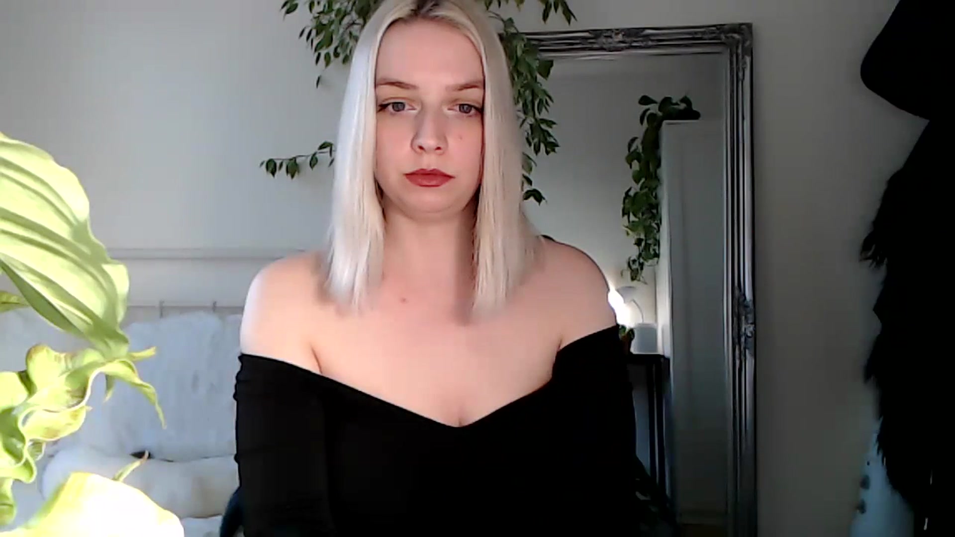 Gallery image thumbnail from Spring__'s myfreecams stream on, 04/03/2024, 18:08 image 3 of 20