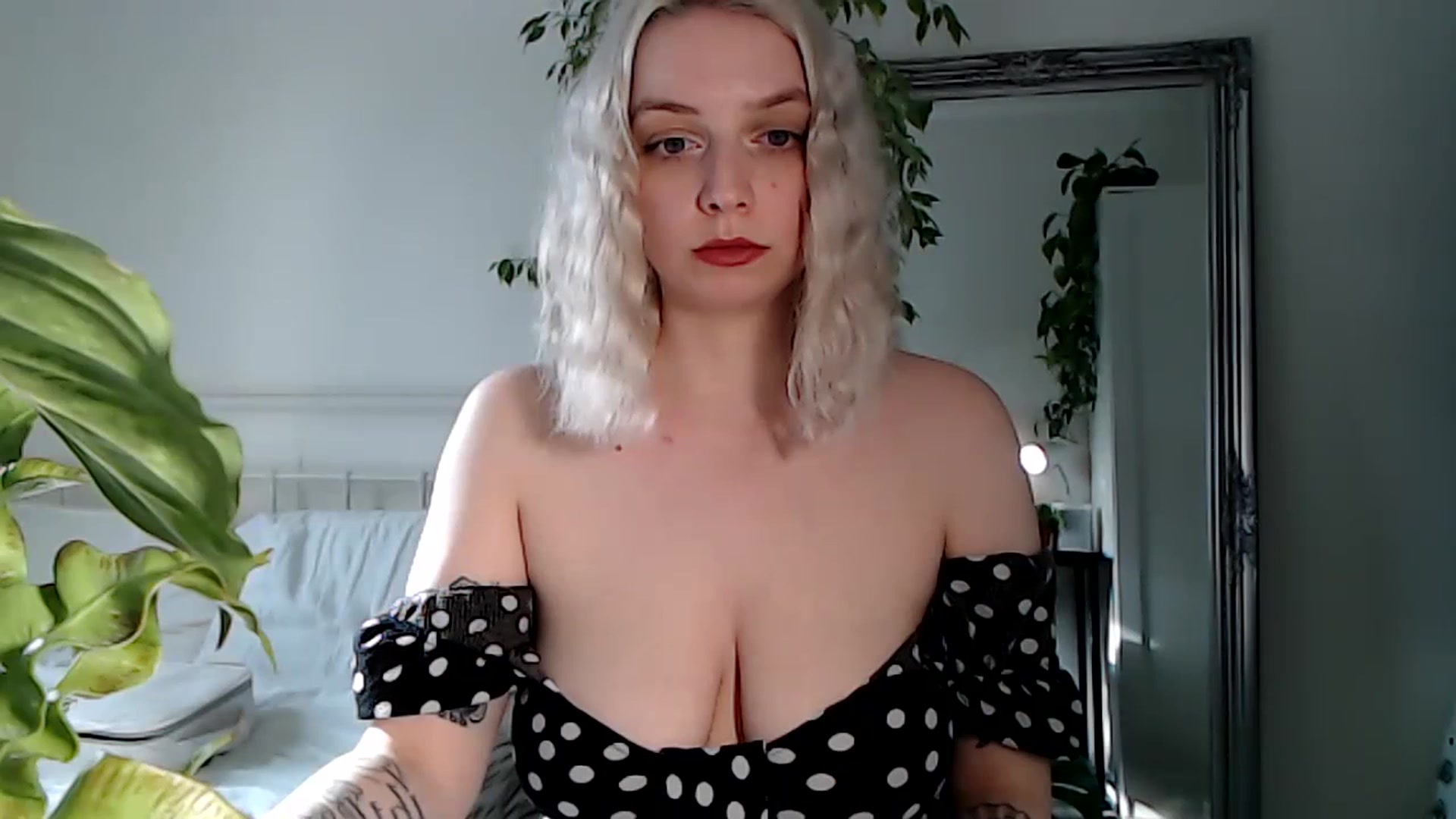Gallery image thumbnail from Spring__'s myfreecams stream on, 04/04/2024, 16:16 image 7 of 20