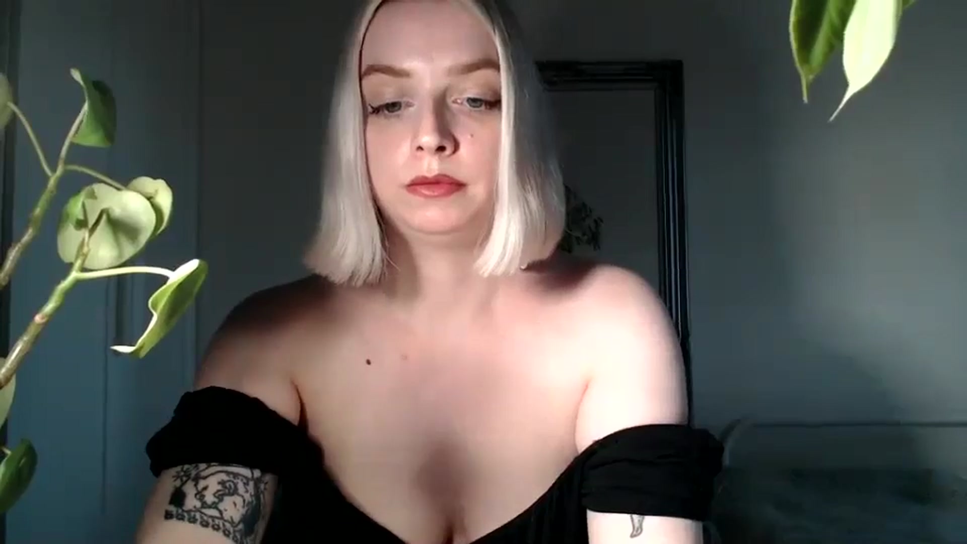Gallery image thumbnail from Spring__'s myfreecams stream on, 07/13/2024, 19:46 image 14 of 20