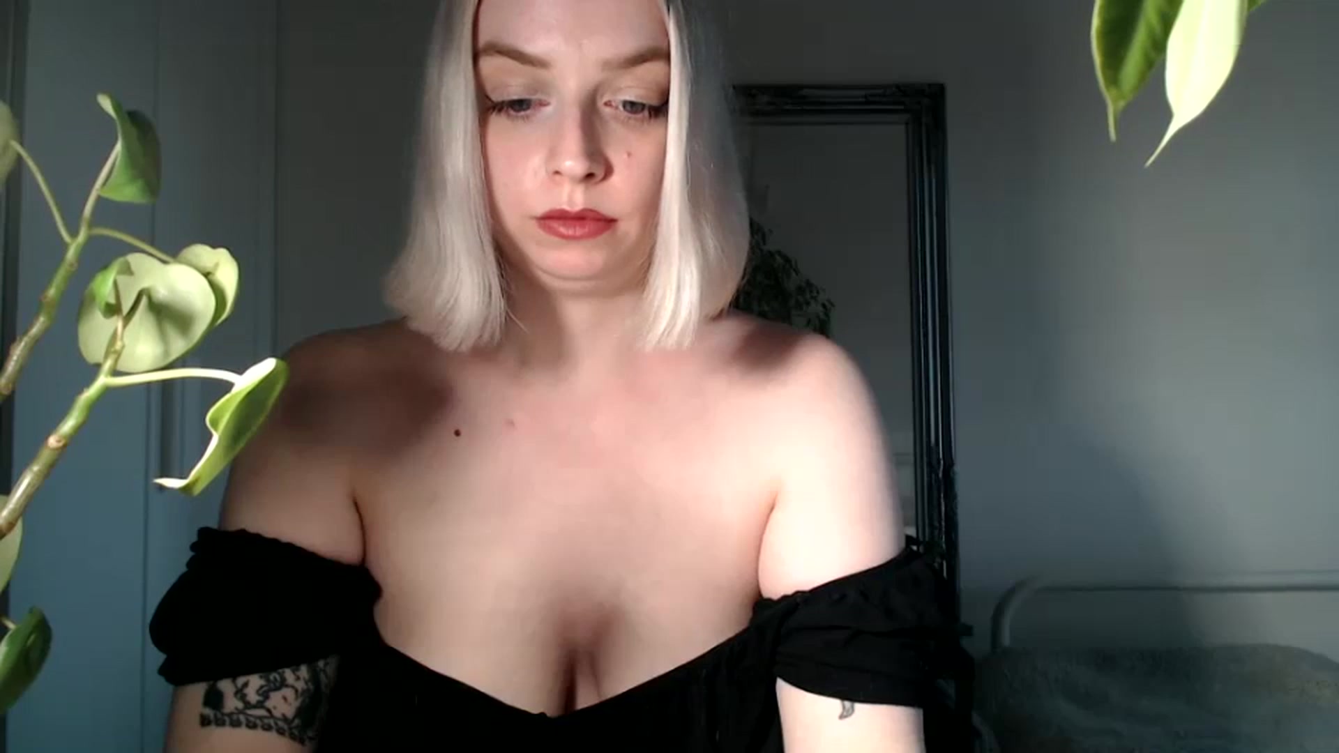 Gallery image thumbnail from Spring__'s myfreecams stream on, 07/13/2024, 19:46 image 13 of 20