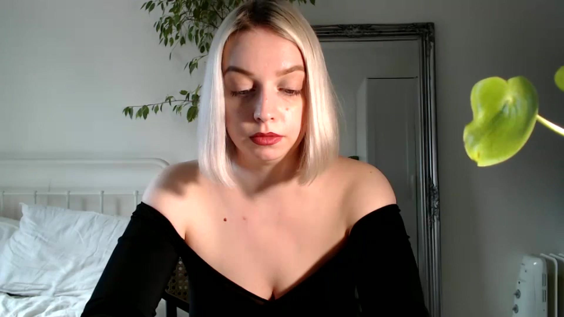 Gallery image thumbnail from Spring__'s myfreecams stream on, 07/21/2024, 15:50 image 6 of 20