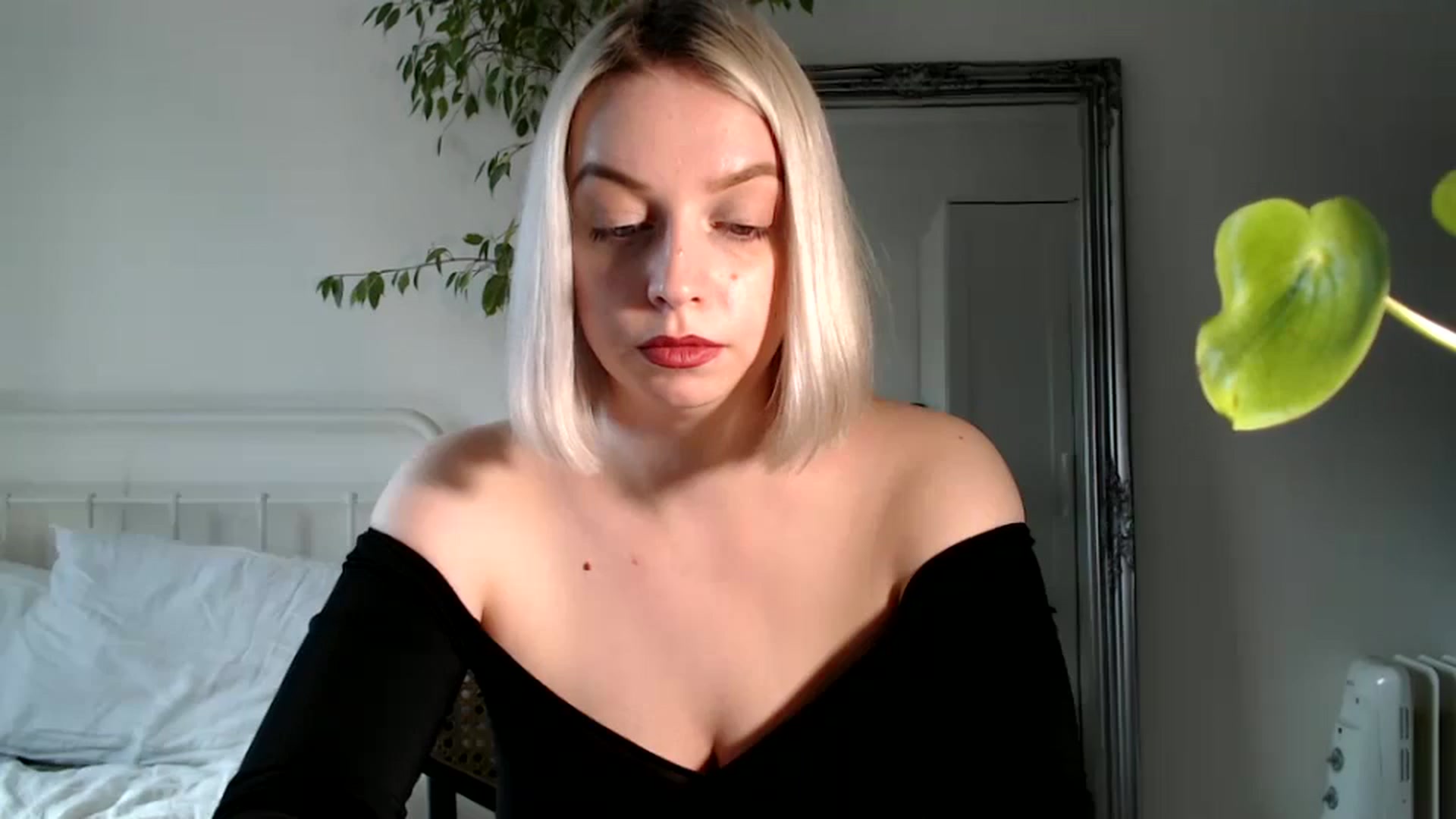Gallery image thumbnail from Spring__'s myfreecams stream on, 07/21/2024, 15:50 image 5 of 20