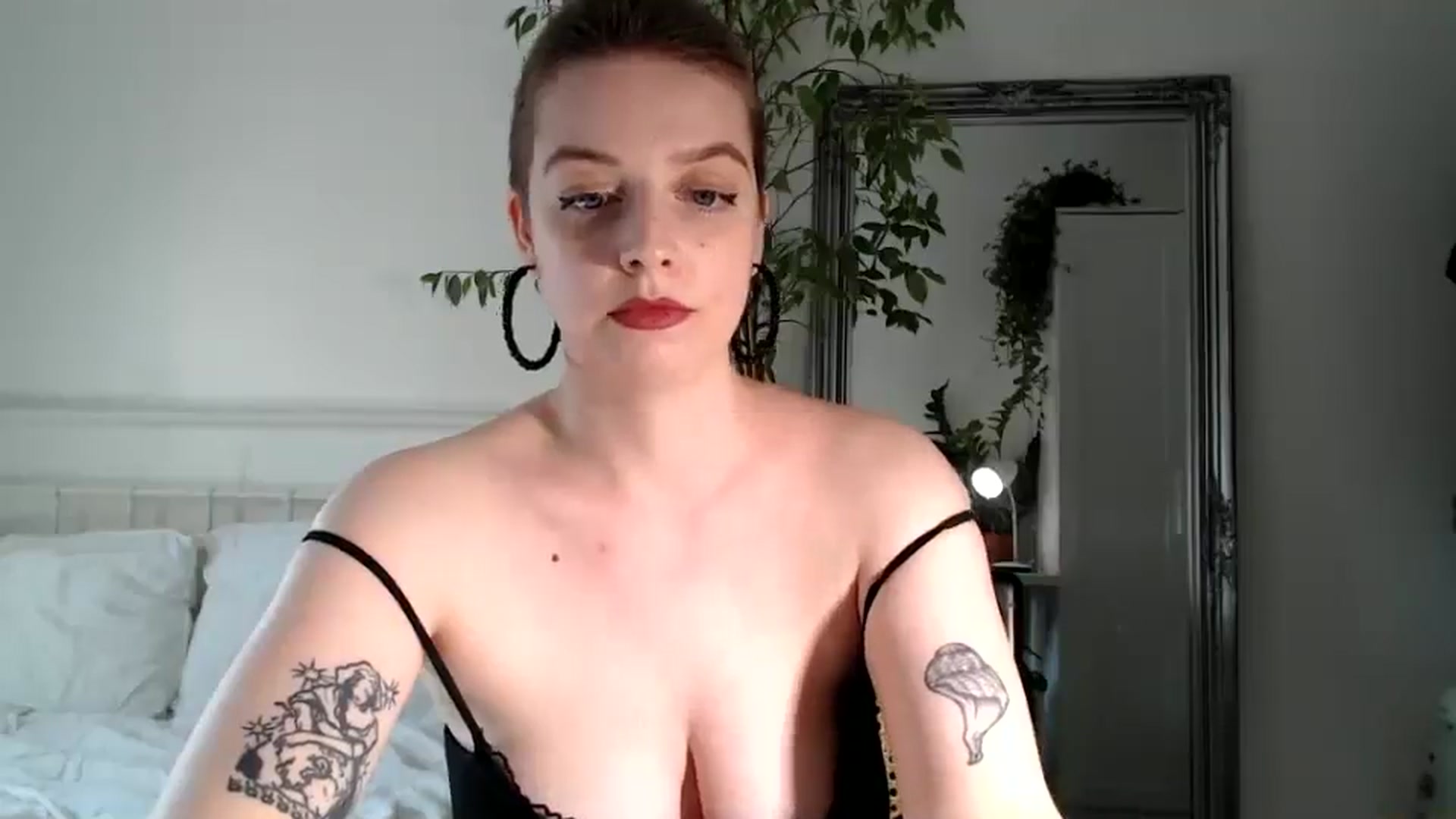 Gallery image thumbnail from Spring__'s myfreecams stream on, 08/17/2024, 15:54 image 16 of 20