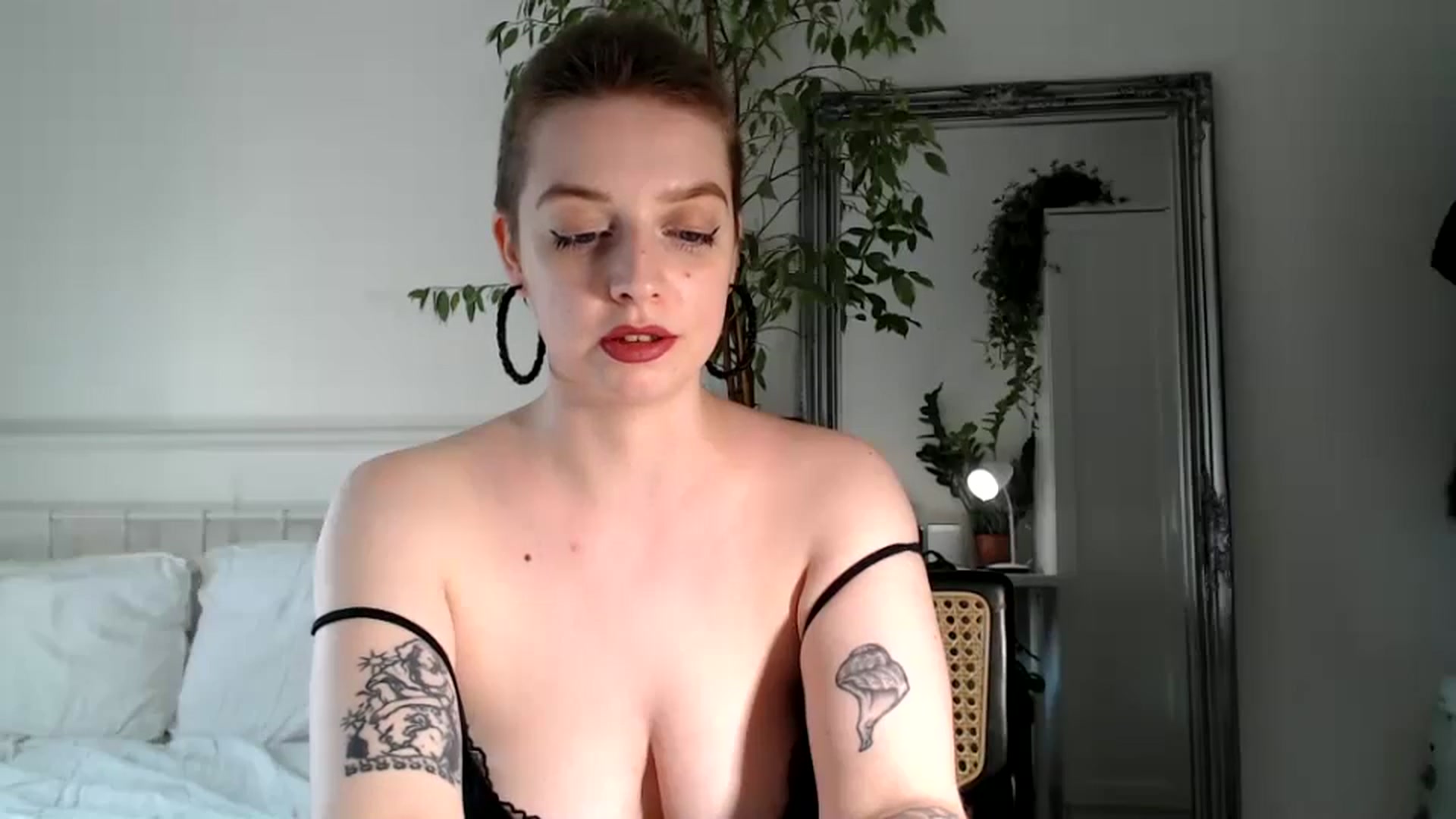 Gallery image thumbnail from Spring__'s myfreecams stream on, 08/17/2024, 15:54 image 4 of 20