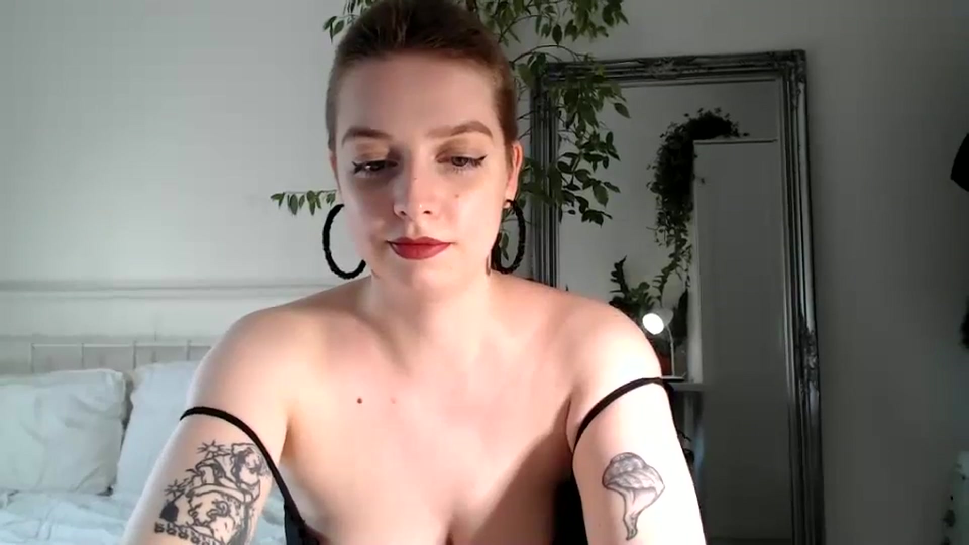 Gallery image thumbnail from Spring__'s myfreecams stream on, 08/17/2024, 15:54 image 3 of 20
