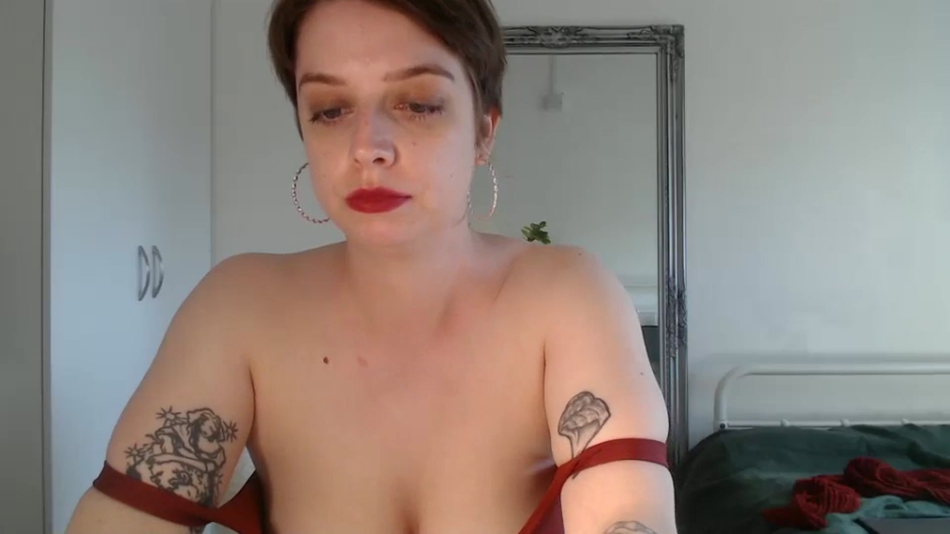 Gallery image thumbnail from Spring__'s myfreecams stream on, 04/06/2025, 15:51 image 2 of 20