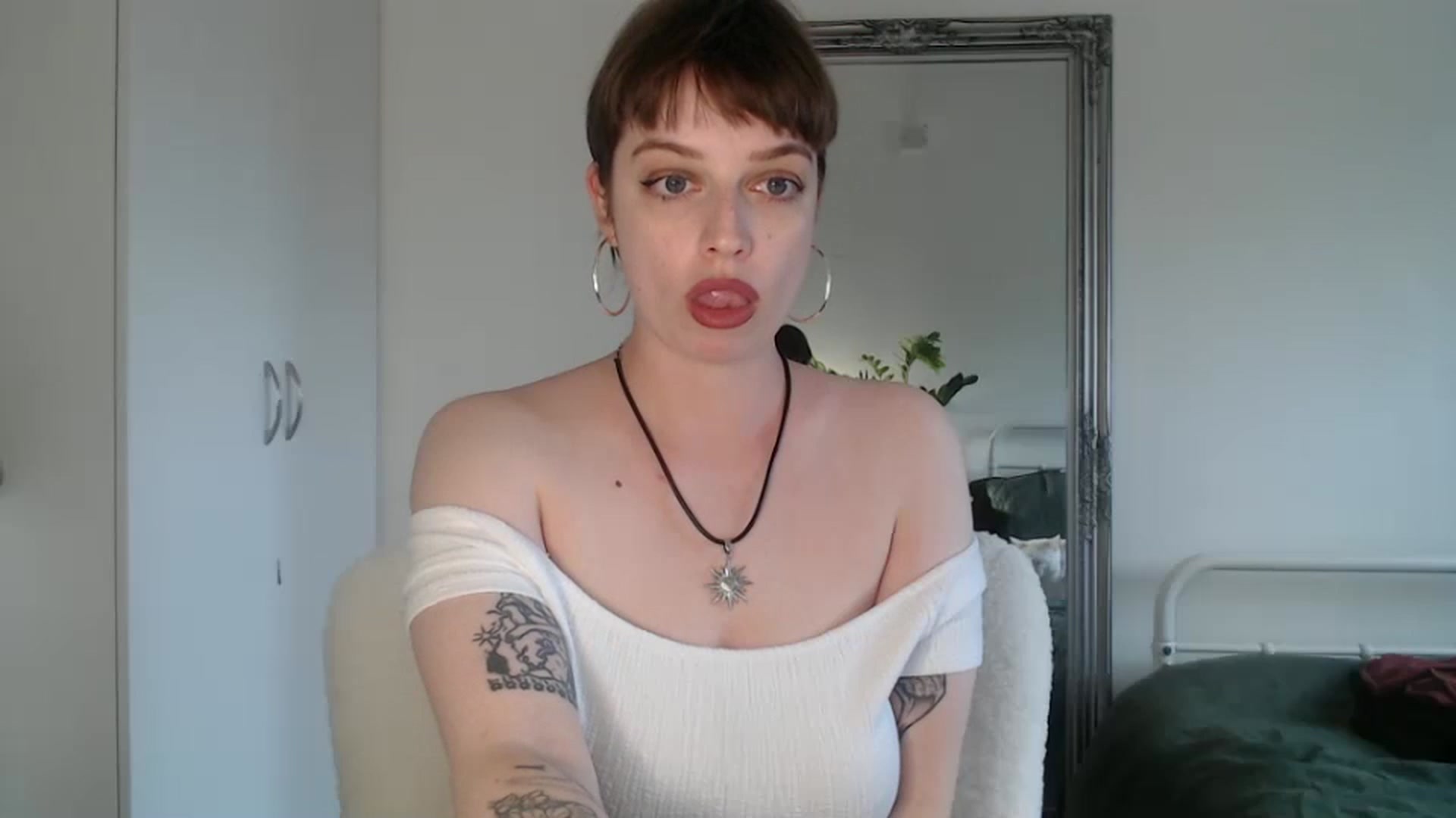 Gallery image thumbnail from Spring__'s myfreecams stream on, 04/09/2025, 12:03 image 8 of 20