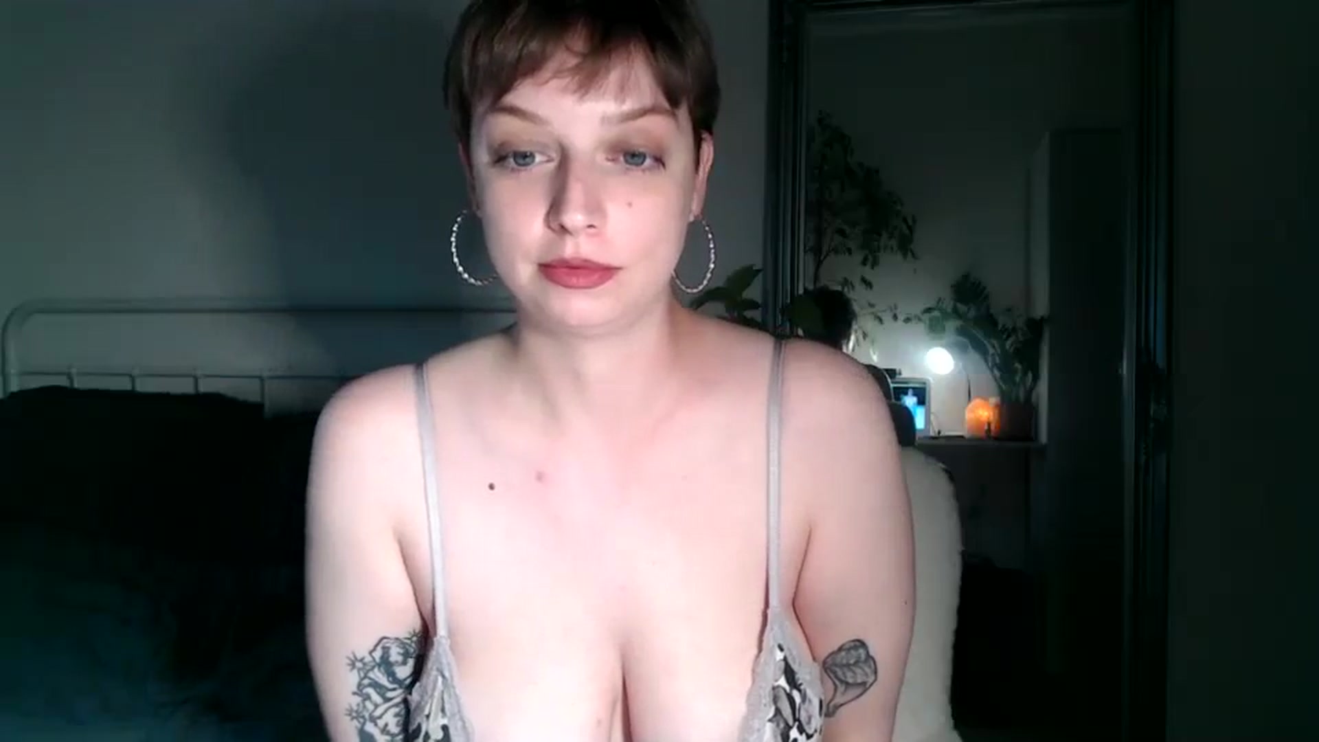 Gallery image thumbnail from Spring__'s myfreecams stream on, 04/26/2025, 19:02 image 8 of 20