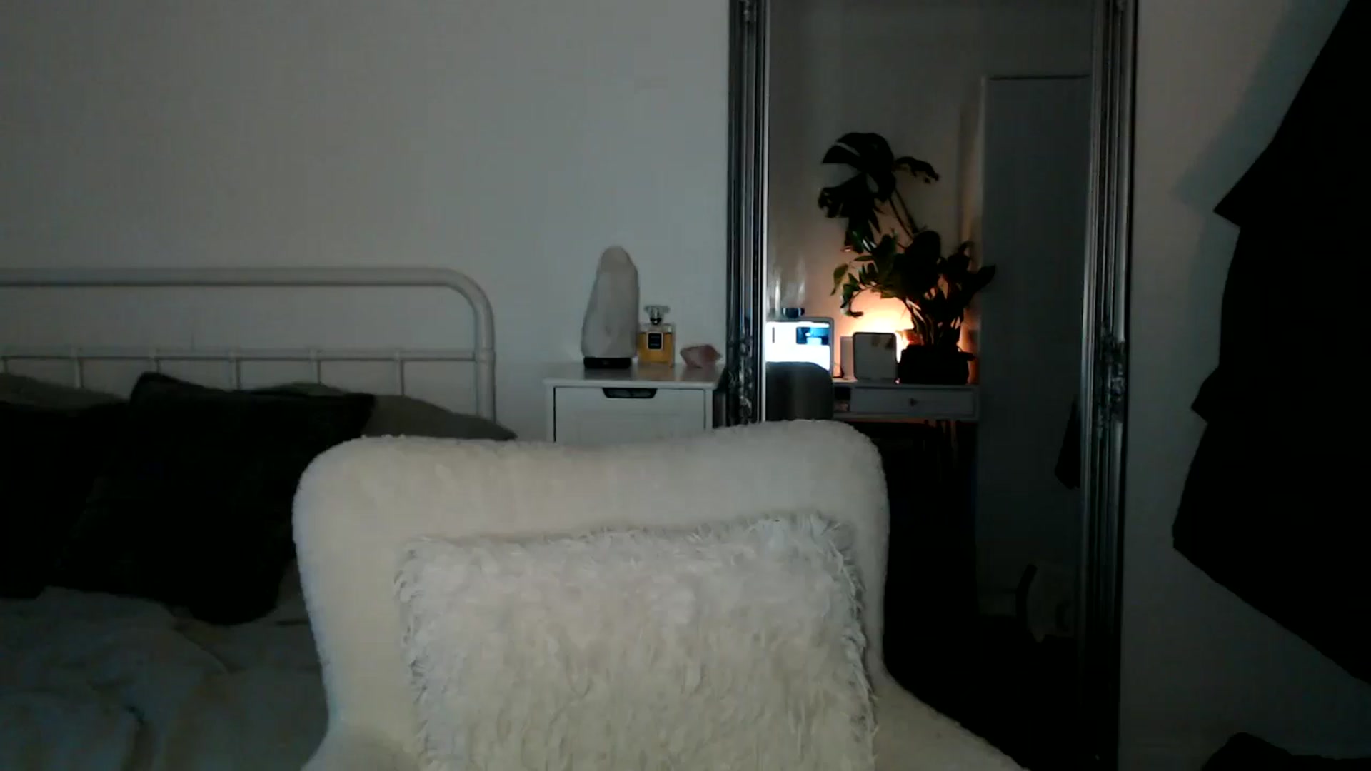 Gallery image thumbnail from Spring__'s myfreecams stream on, 02/28/2026, 18:12 image 16 of 20