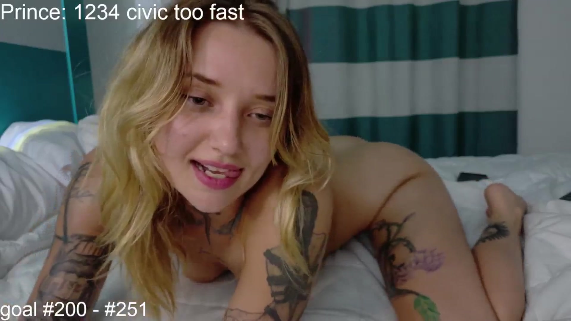 Gallery image thumbnail from SquidVicious's myfreecams stream on, 08/18/2025, 06:57 image 11 of 20