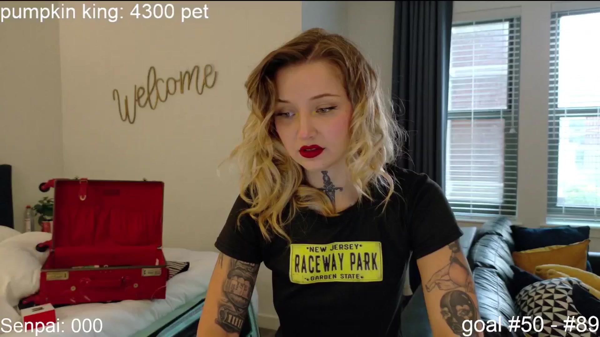 Gallery image thumbnail from SquidVicious's myfreecams stream on, 10/24/2025, 20:11 image 8 of 20