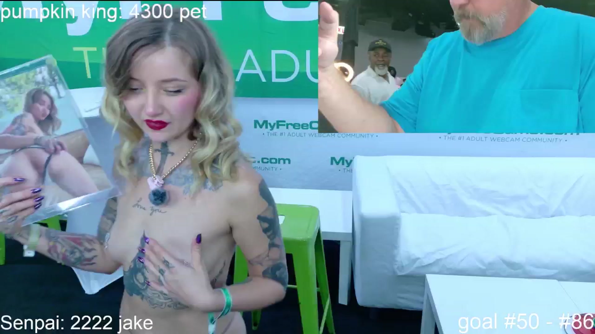 Gallery image thumbnail from SquidVicious's myfreecams stream on, 10/25/2025, 03:01 image 16 of 20