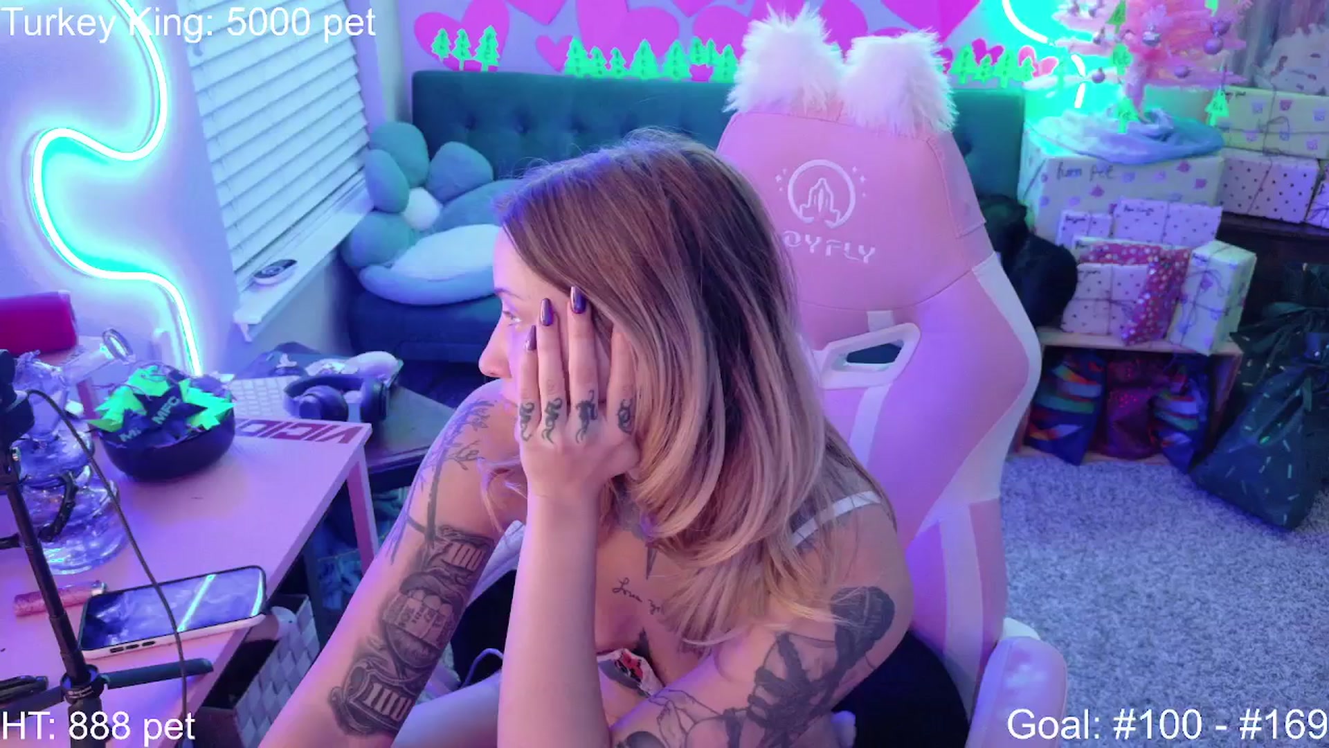 Gallery image thumbnail from SquidVicious's myfreecams stream on, 11/04/2025, 03:52 image 17 of 20