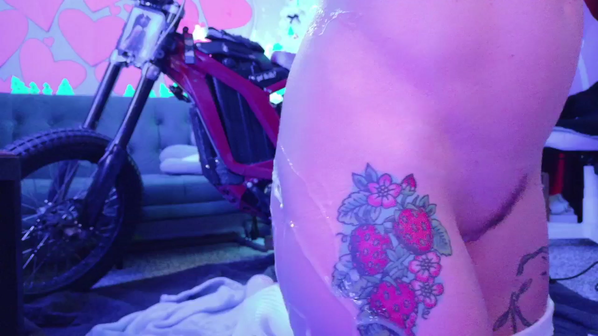 Gallery image thumbnail from SquidVicious's myfreecams stream on, 11/23/2025, 08:04 image 13 of 20