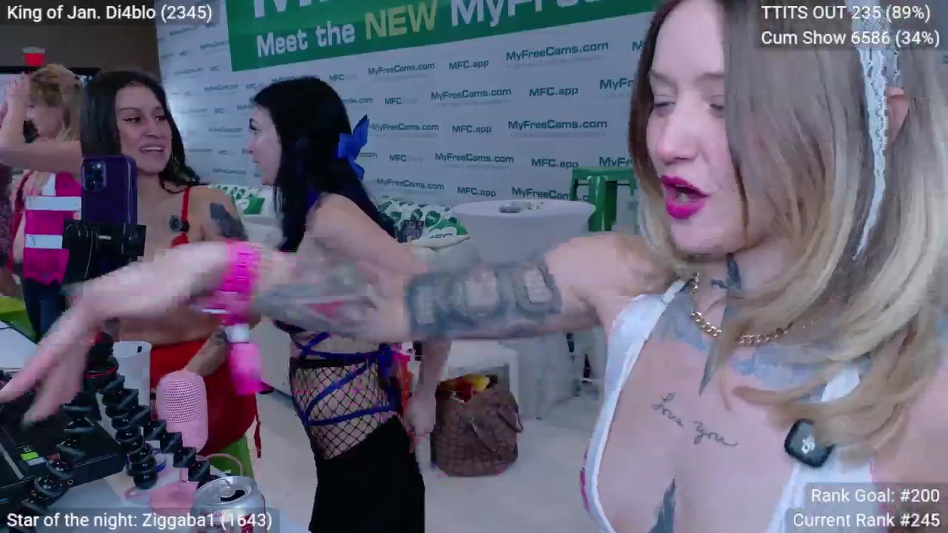 Gallery image thumbnail from SquidVicious's myfreecams stream on, 01/22/2026, 01:18 image 17 of 20