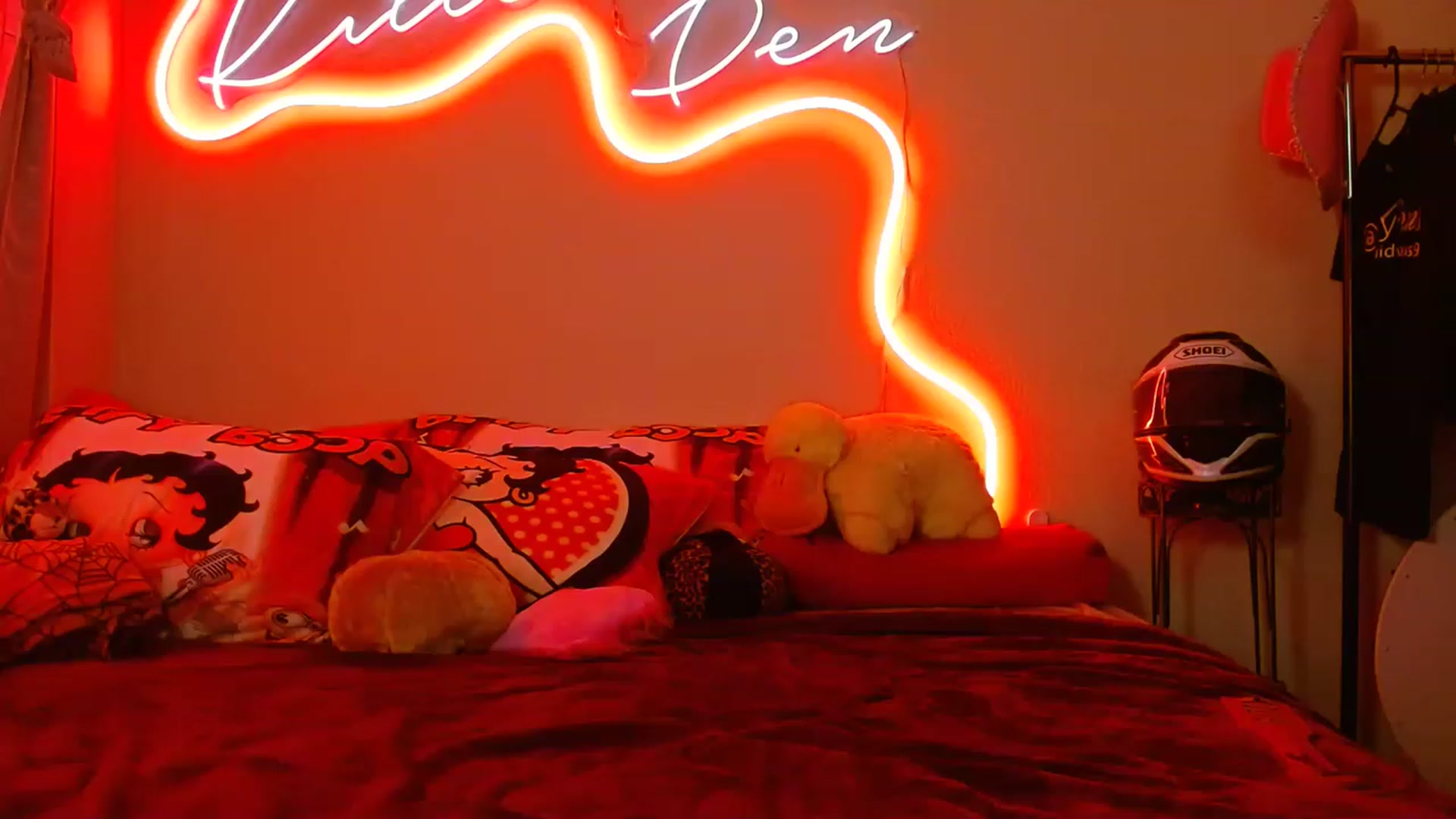 Gallery image thumbnail from Squidvicious9's myfreecams stream on, 04/25/2023, 05:53 image 12 of 20