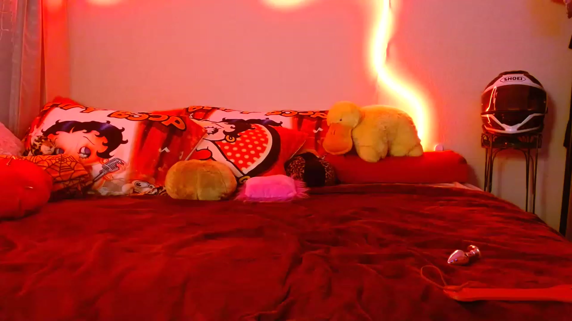 Gallery image thumbnail from Squidvicious9's myfreecams stream on, 04/25/2023, 05:53 image 5 of 20