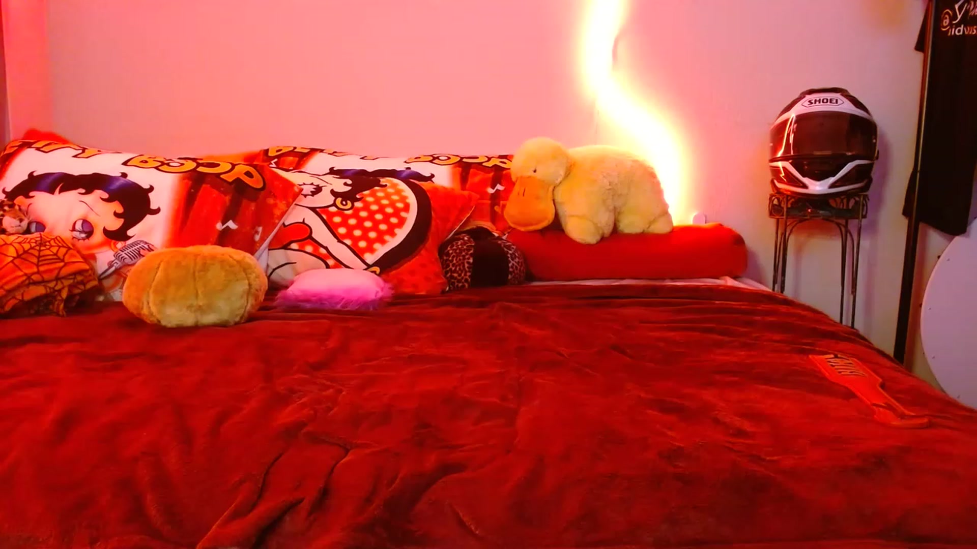 Gallery image thumbnail from Squidvicious9's myfreecams stream on, 04/25/2023, 05:53 image 17 of 20