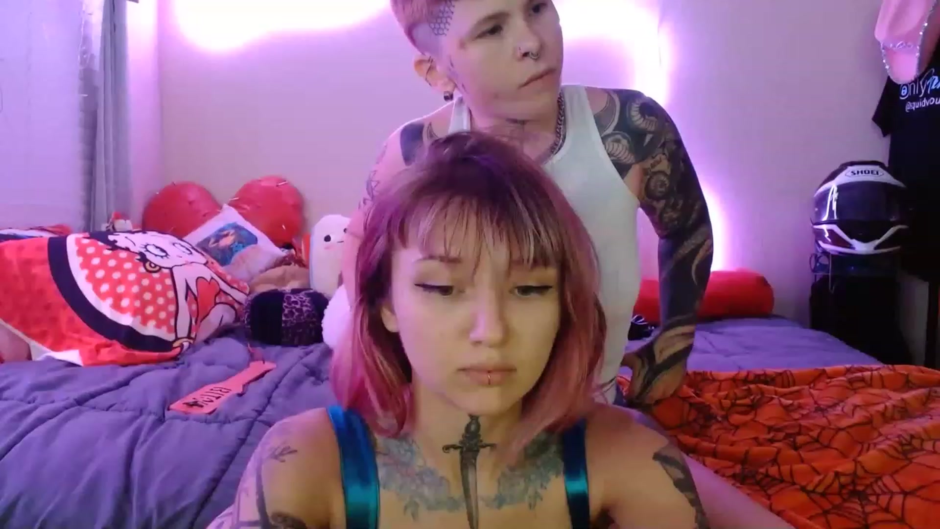 Gallery image thumbnail from Squidvicious9's myfreecams stream on, 06/06/2023, 03:43 image 19 of 20