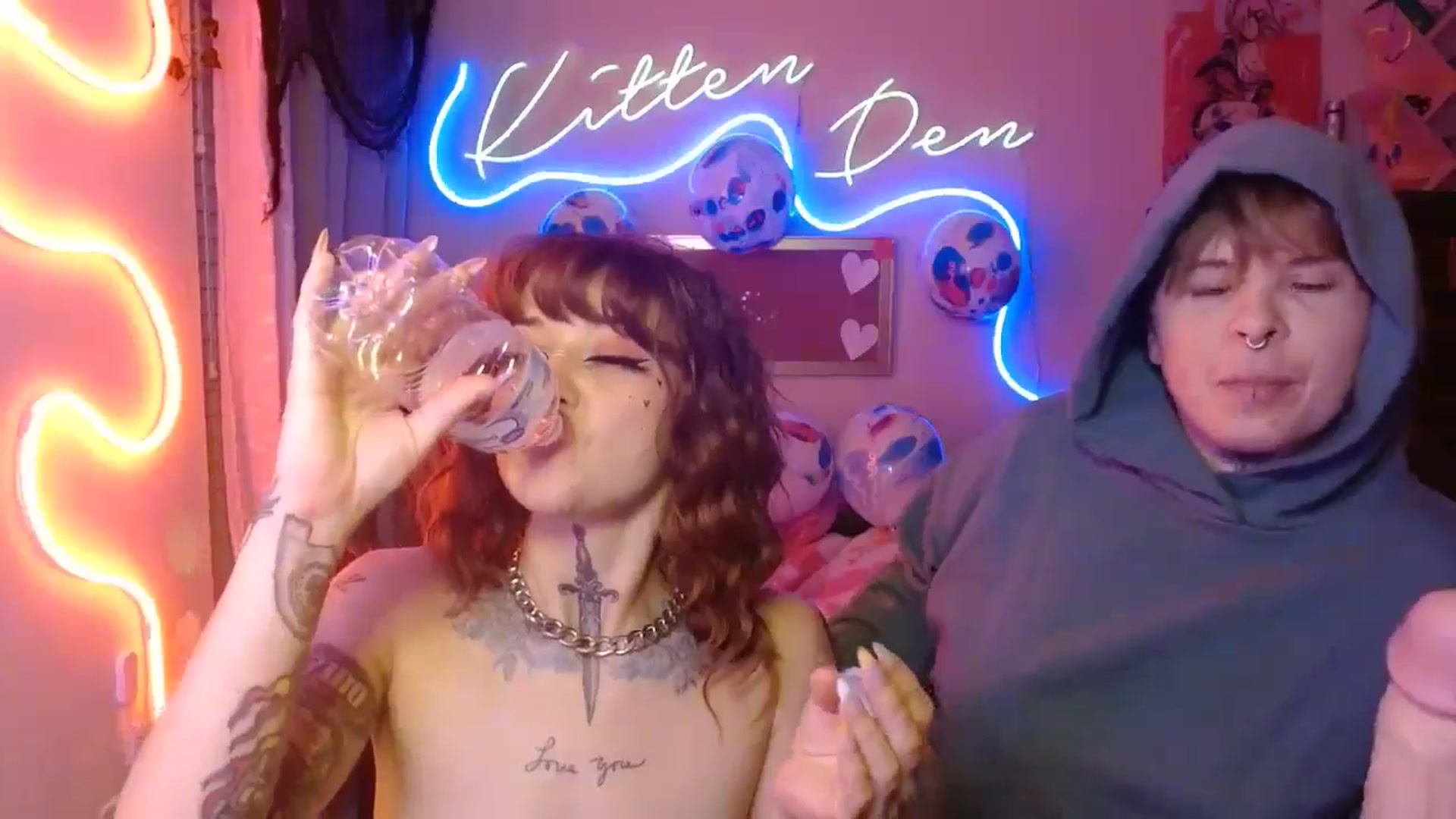 Gallery image thumbnail from Squidvicious9's myfreecams stream on, 07/04/2024, 08:30 image 6 of 20