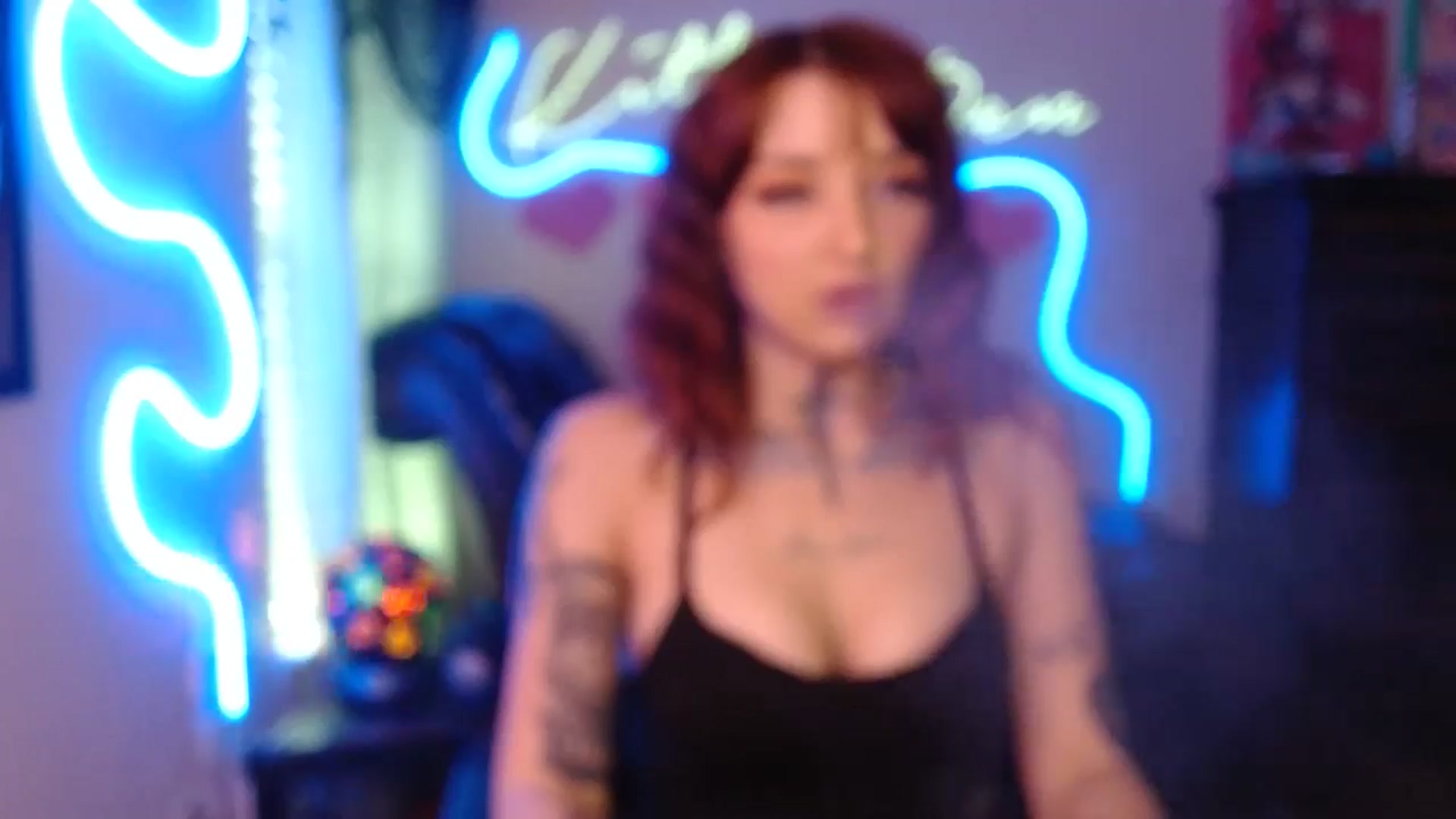 Gallery image thumbnail from Squidvicious9's myfreecams stream on, 07/21/2024, 23:46 image 15 of 20