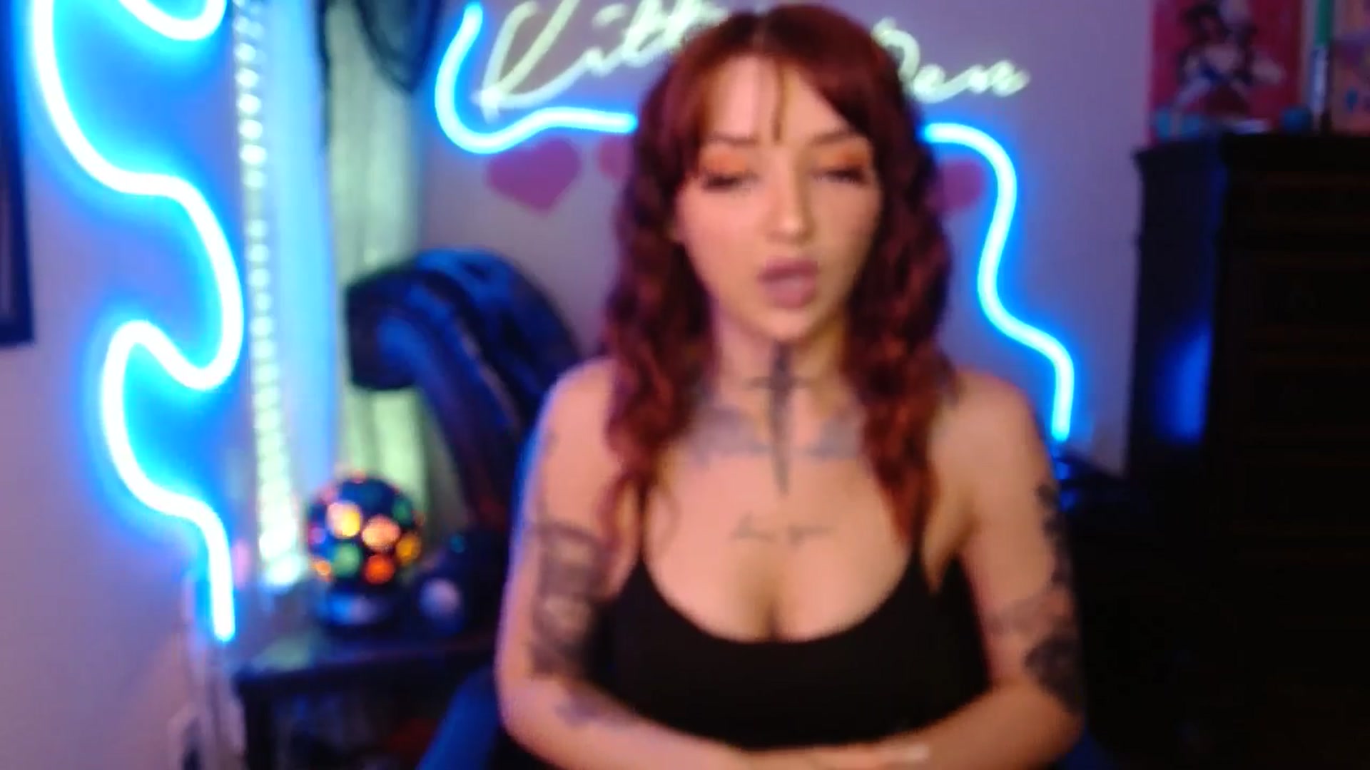 Gallery image thumbnail from Squidvicious9's myfreecams stream on, 07/22/2024, 24:24 image 14 of 20