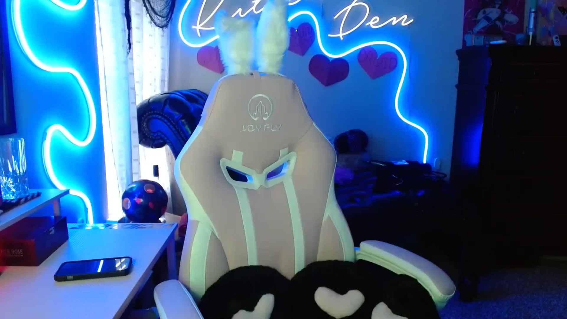 Gallery image thumbnail from Squidvicious9's myfreecams stream on, 07/28/2024, 23:16 image 16 of 20