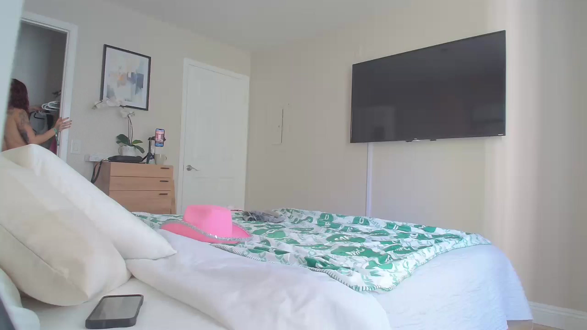 Gallery image thumbnail from Squidvicious9's myfreecams stream on, 09/24/2024, 18:09 image 6 of 20