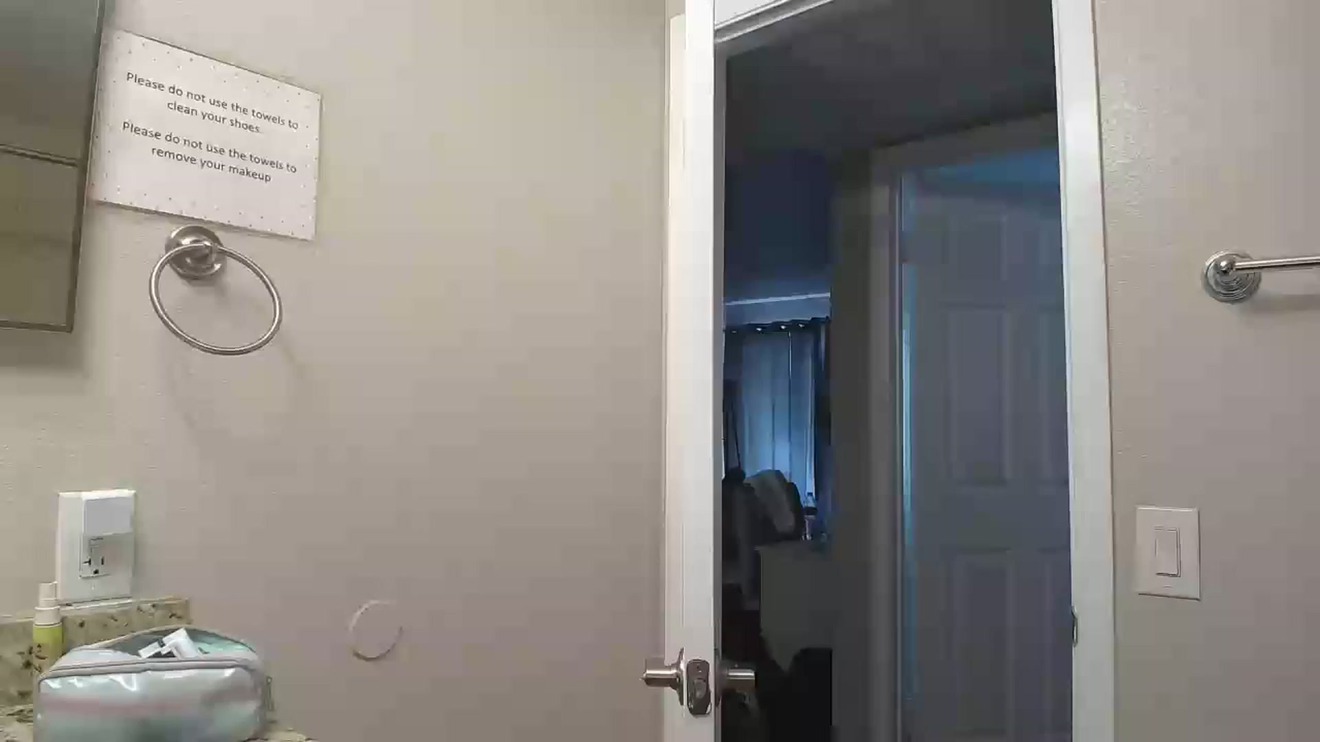 Gallery image thumbnail from Squidvicious9's myfreecams stream on, 09/25/2024, 18:09 image 11 of 20