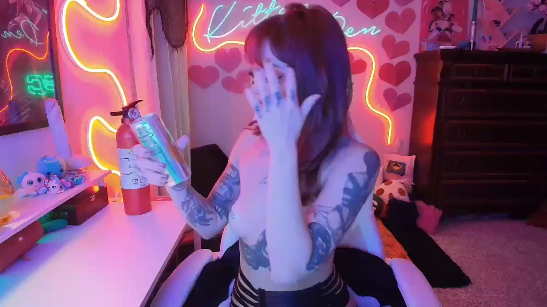 Gallery image thumbnail from Squidvicious9's myfreecams stream on, 10/05/2024, 02:46 image 13 of 20