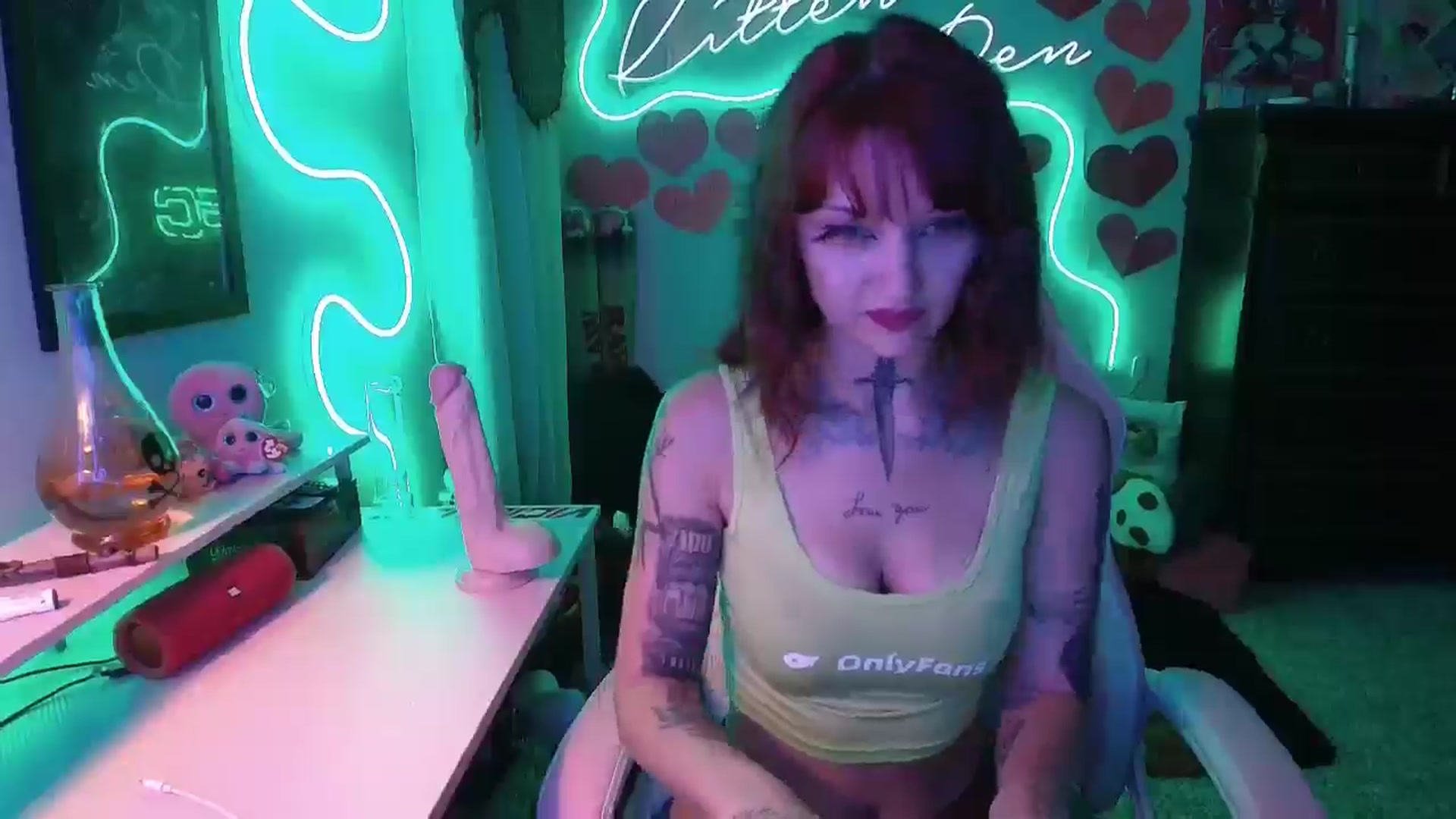 Gallery image thumbnail from Squidvicious9's myfreecams stream on, 10/21/2024, 03:51 image 6 of 20