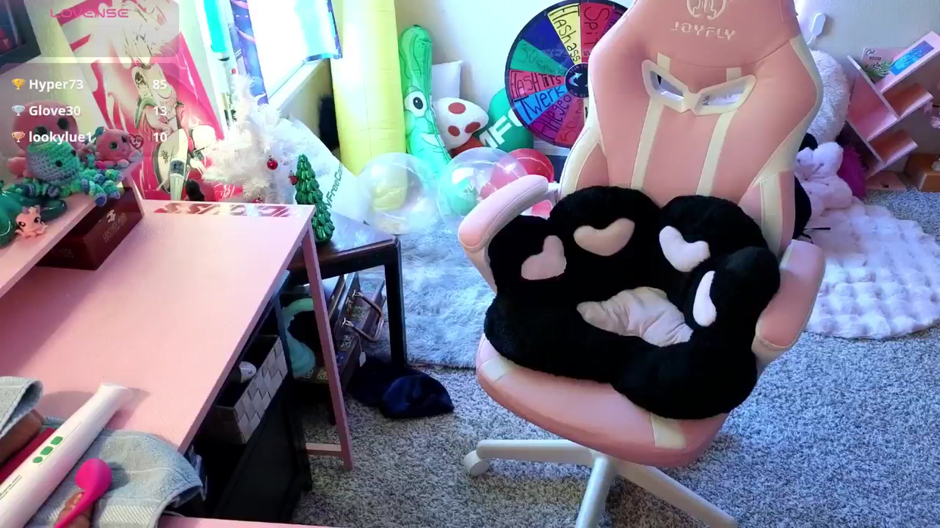Gallery image thumbnail from Squidvicious9's myfreecams stream on, 11/30/2024, 23:36 image 8 of 20