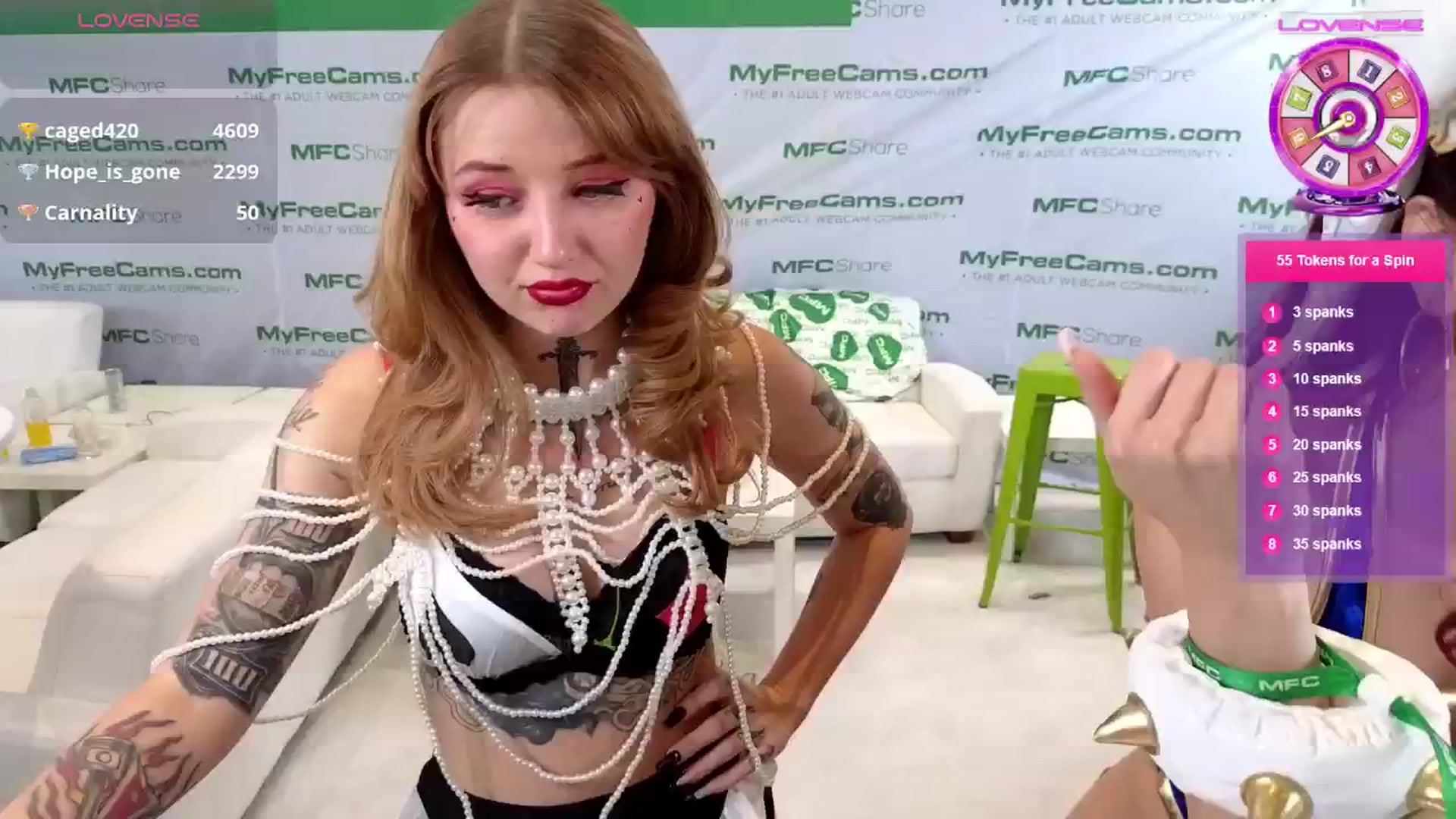 Gallery image thumbnail from Squidvicious9's myfreecams stream on, 01/24/2025, 03:42 image 18 of 20