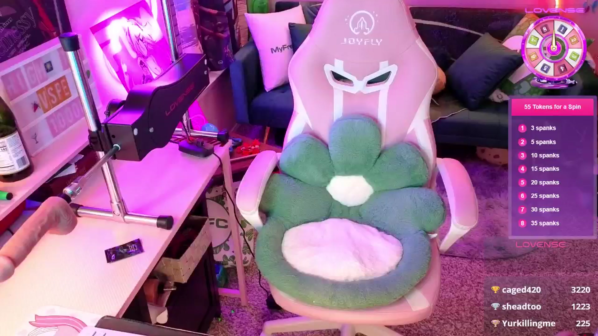Gallery image thumbnail from Squidvicious9's myfreecams stream on, 02/10/2025, 07:32 image 10 of 20