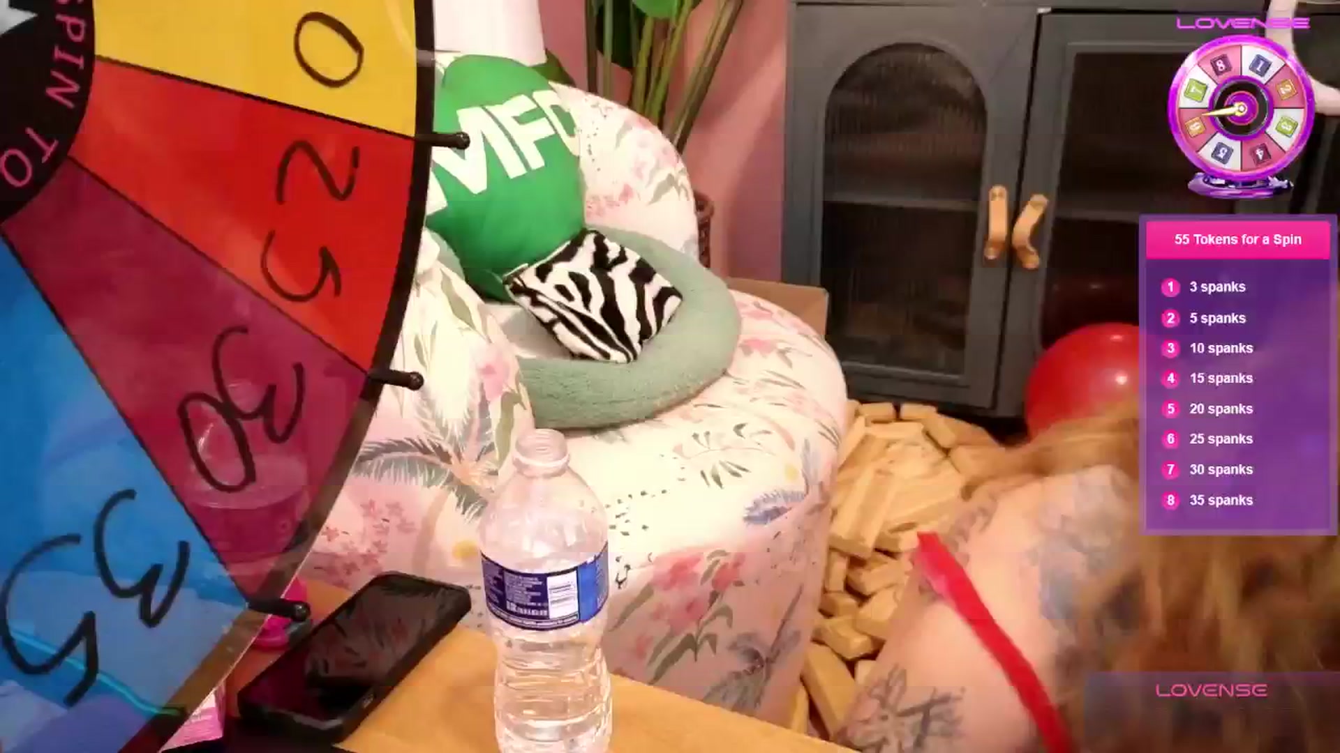 Gallery image thumbnail from Squidvicious9's myfreecams stream on, 02/14/2025, 07:46 image 13 of 20