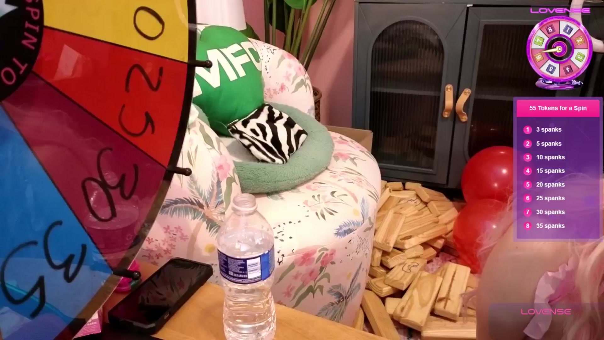 Gallery image thumbnail from Squidvicious9's myfreecams stream on, 02/14/2025, 07:46 image 14 of 20