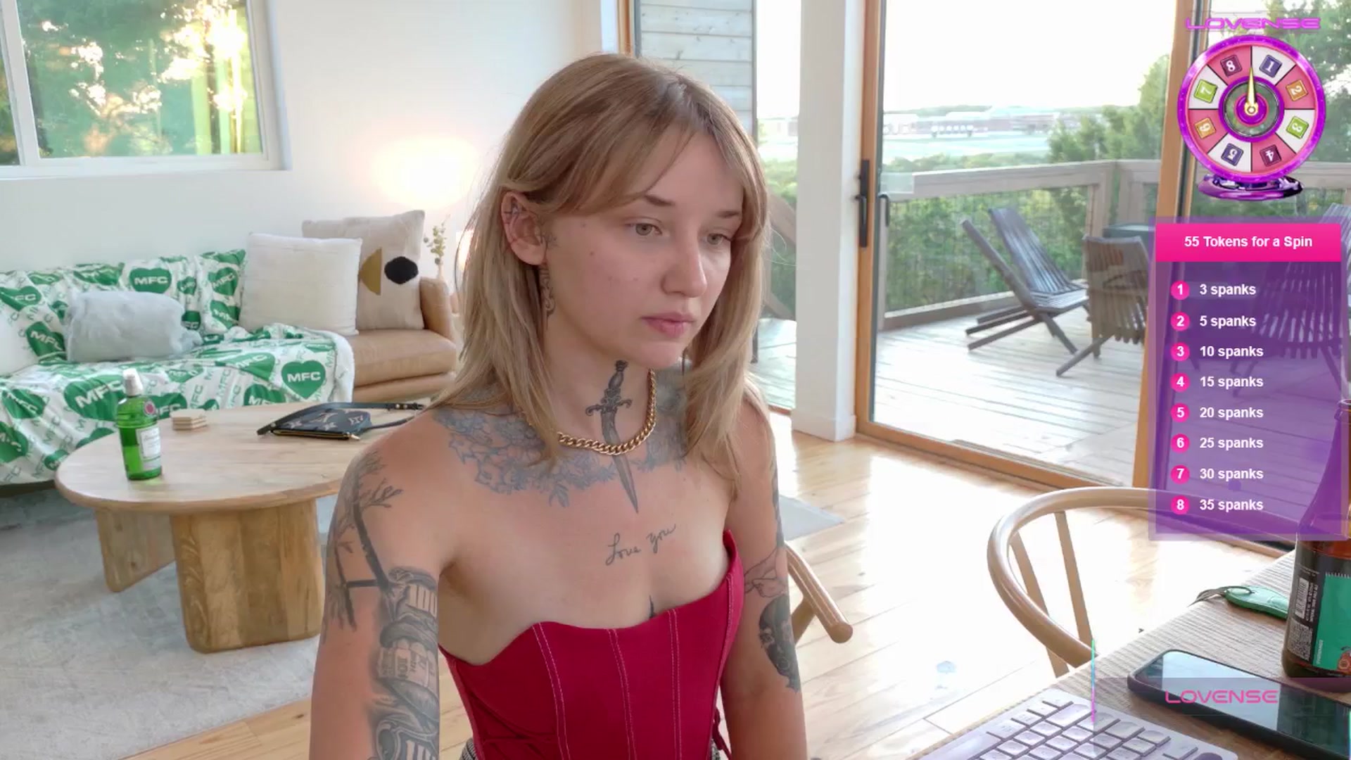 Gallery image thumbnail from Squidvicious9's myfreecams stream on, 04/17/2025, 02:42 image 5 of 20