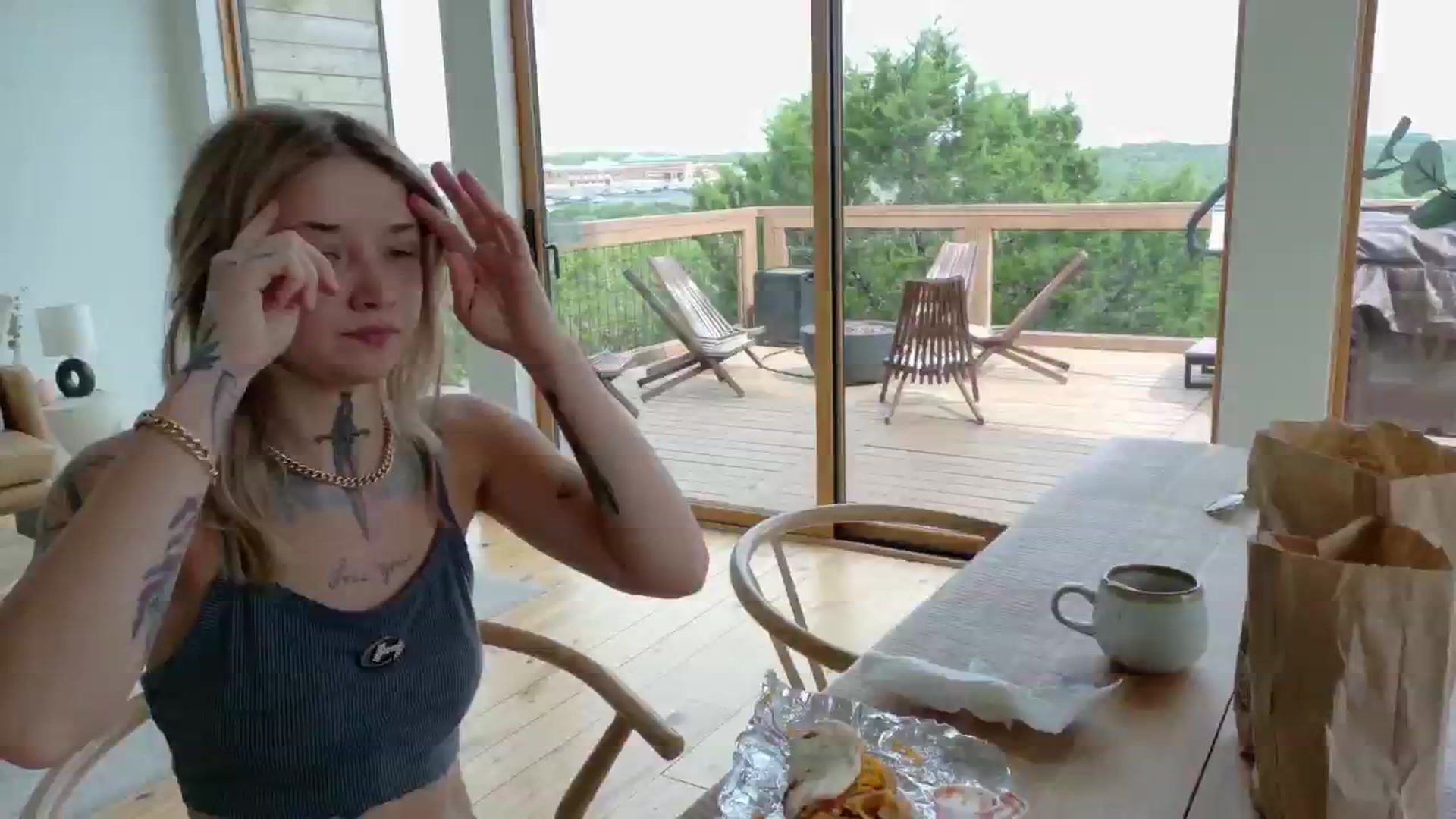 Gallery image thumbnail from Squidvicious9's myfreecams stream on, 04/17/2025, 16:35 image 1 of 20