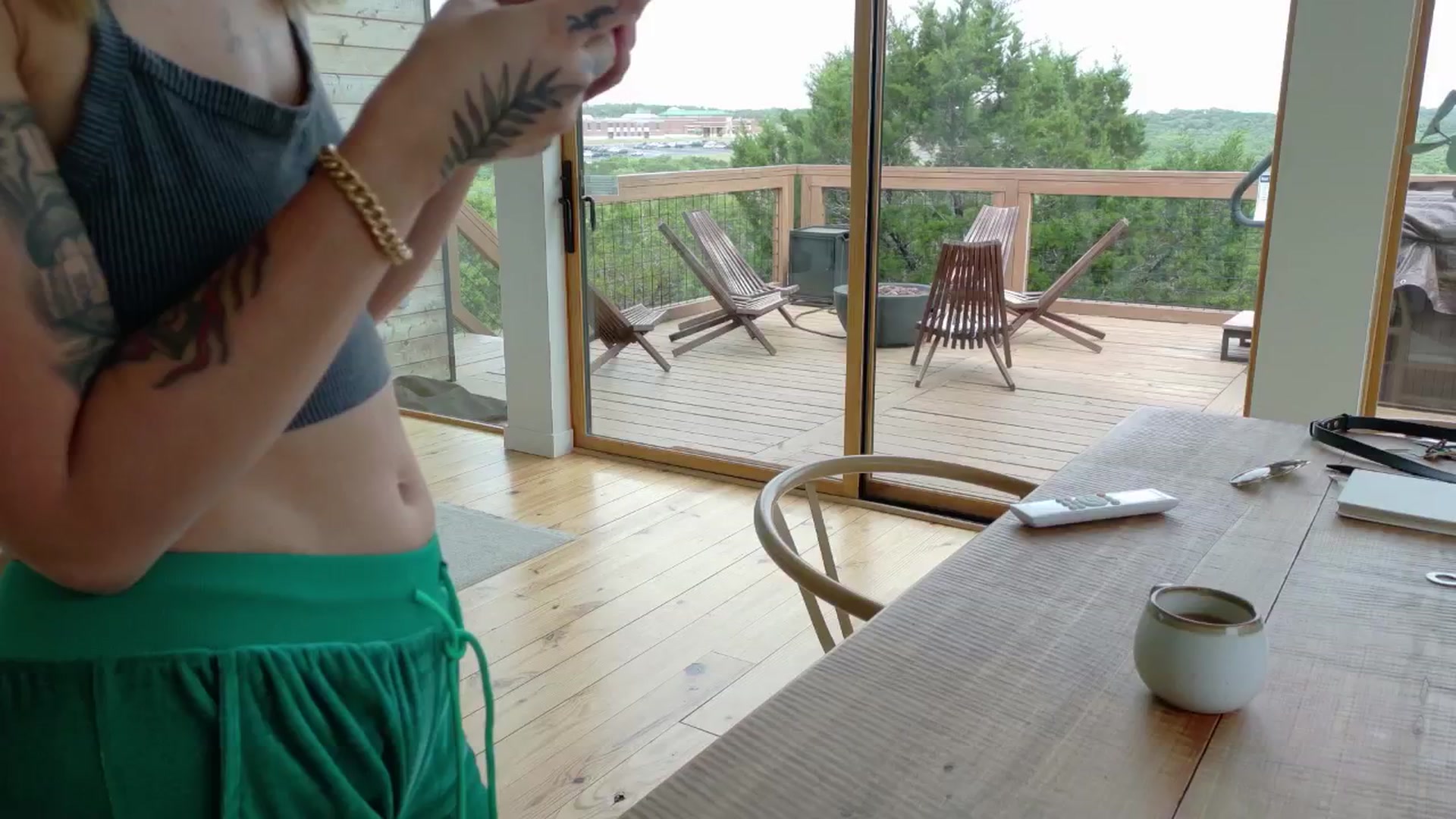 Gallery image thumbnail from Squidvicious9's myfreecams stream on, 04/17/2025, 16:50 image 14 of 20