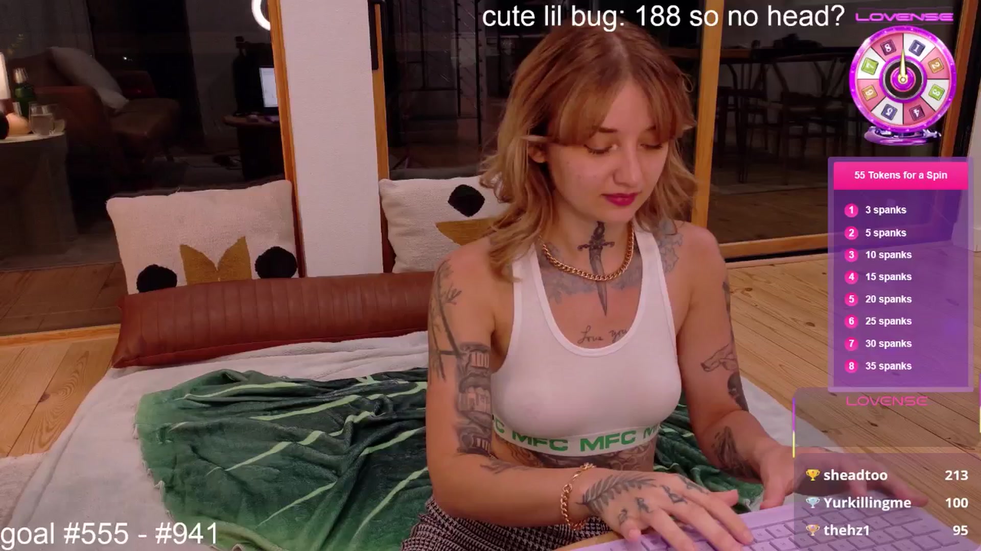 Gallery image thumbnail from Squidvicious9's myfreecams stream on, 04/19/2025, 04:02 image 9 of 20