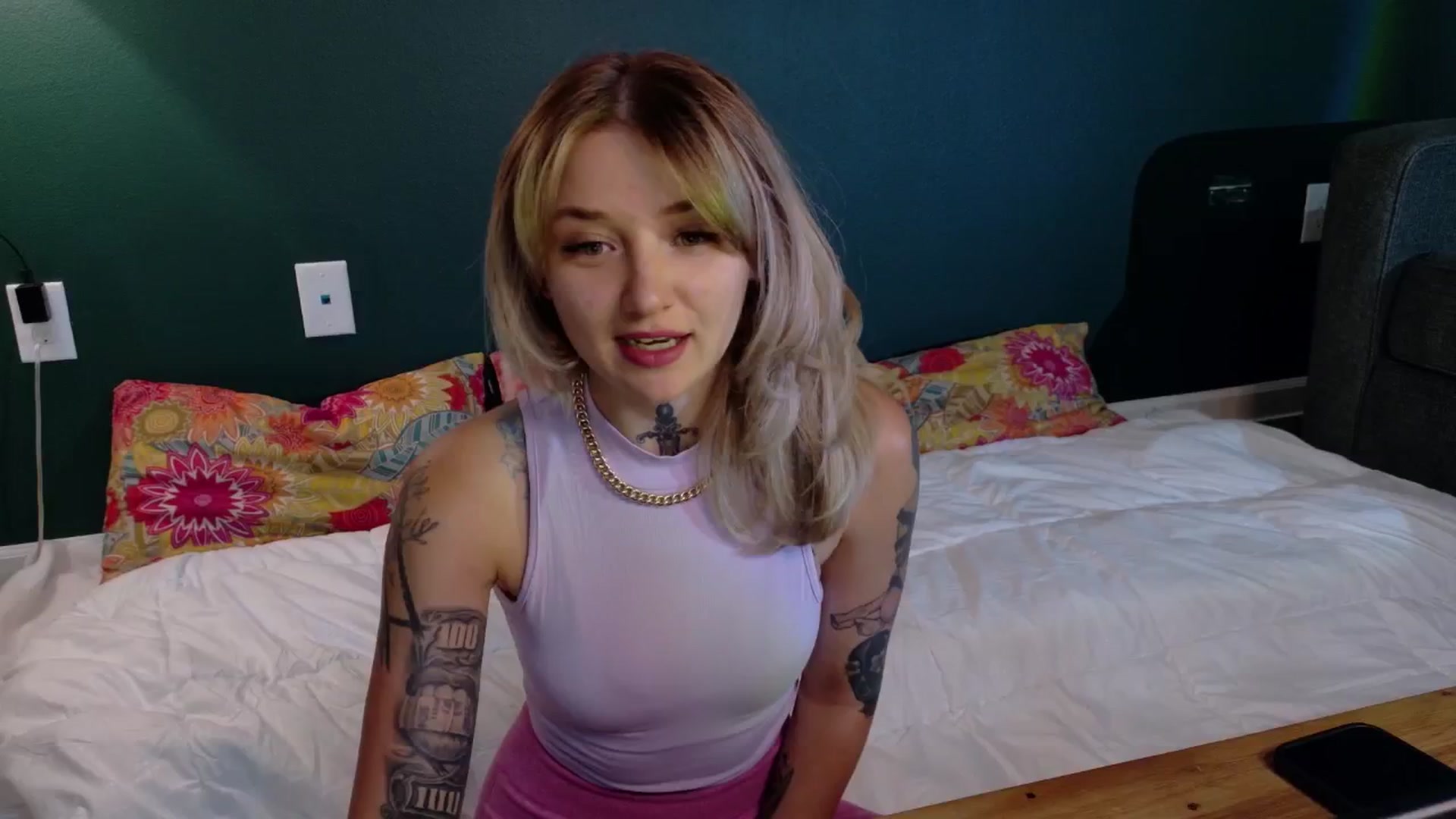 Gallery image thumbnail from Squidvicious9's myfreecams stream on, 04/25/2025, 01:05 image 2 of 20