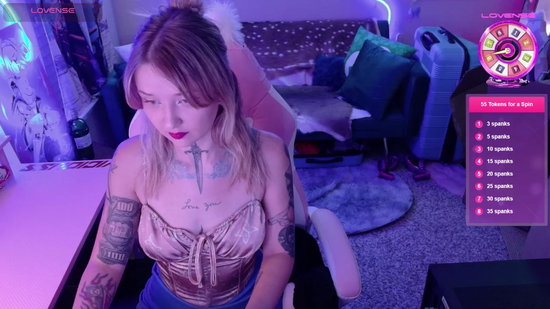 Gallery image thumbnail from Squidvicious9's myfreecams stream on, 05/16/2025, 04:50 image 6 of 20