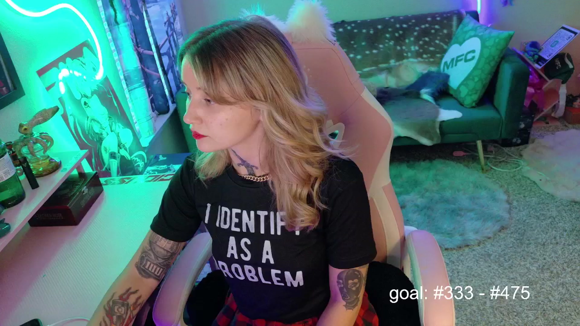 Gallery image thumbnail from Squidvicious9's myfreecams stream on, 05/29/2025, 01:10 image 10 of 20
