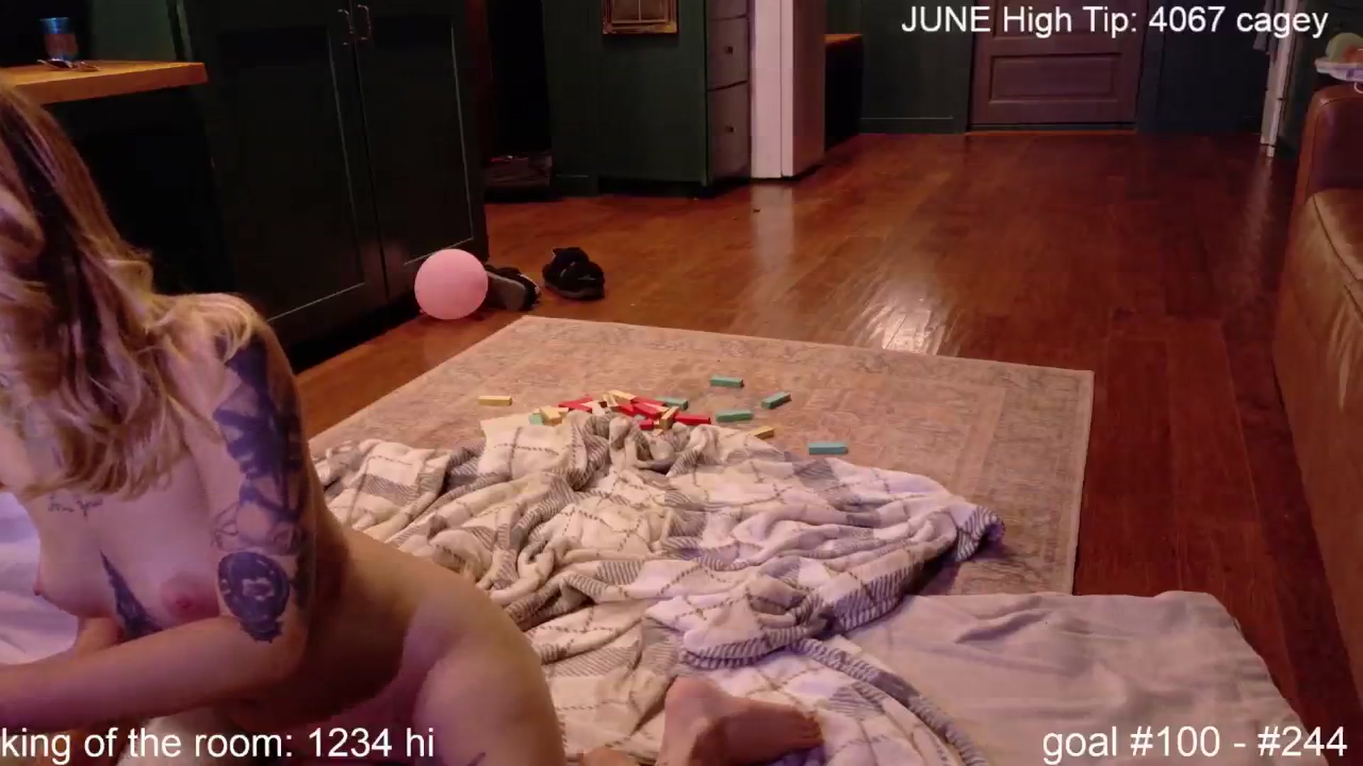 Gallery image thumbnail from Squidvicious9's myfreecams stream on, 06/06/2025, 06:20 image 10 of 20
