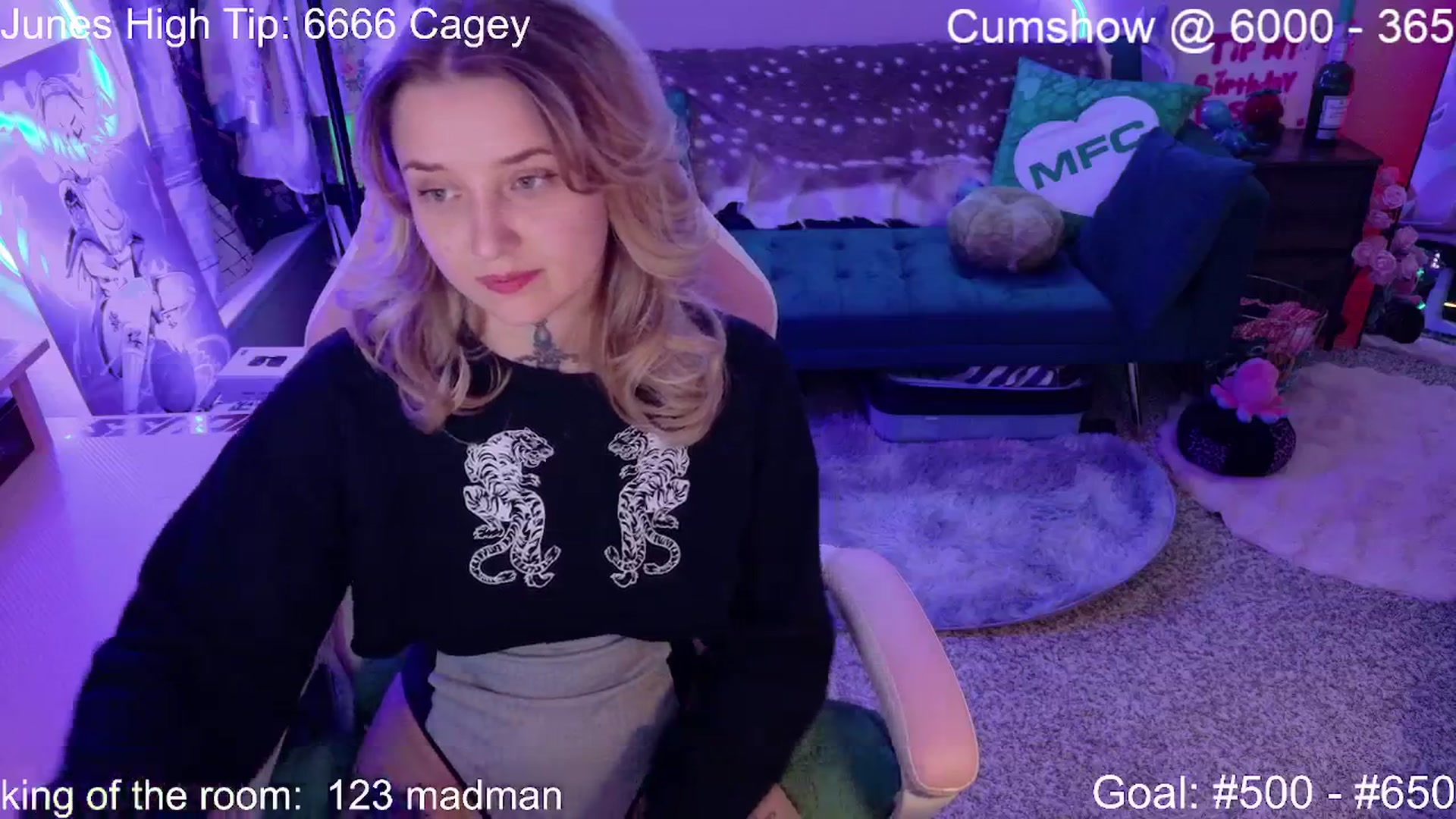 Gallery image thumbnail from Squidvicious9's myfreecams stream on, 06/26/2025, 02:27 image 12 of 20