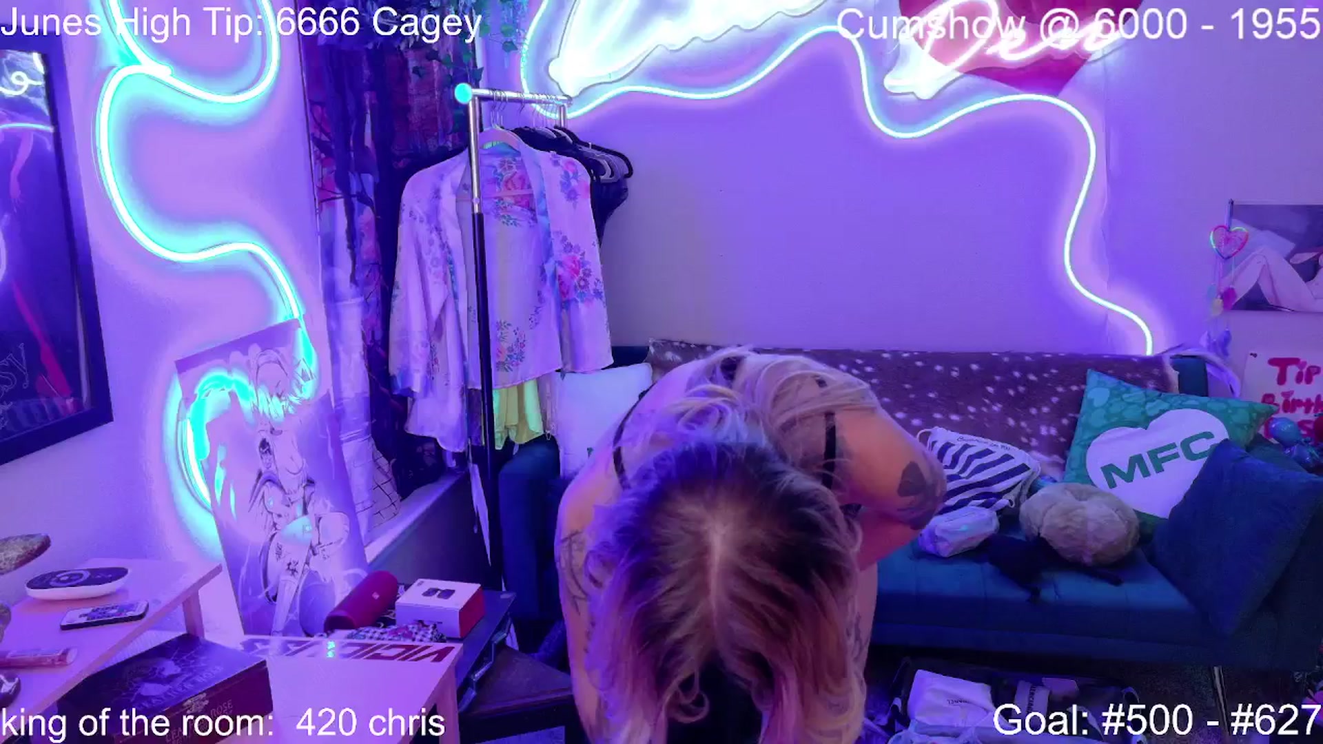 Gallery image thumbnail from Squidvicious9's myfreecams stream on, 06/26/2025, 03:58 image 19 of 20