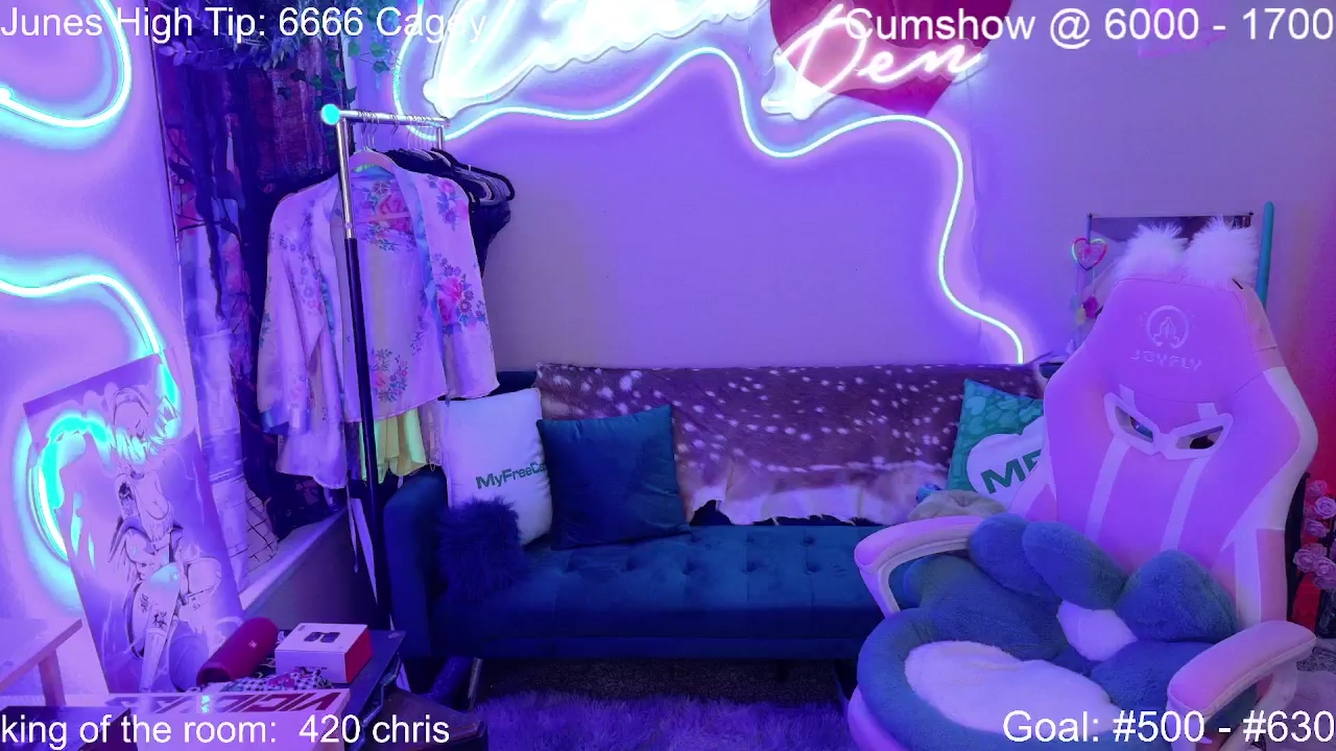 Gallery image thumbnail from Squidvicious9's myfreecams stream on, 06/26/2025, 03:58 image 12 of 20