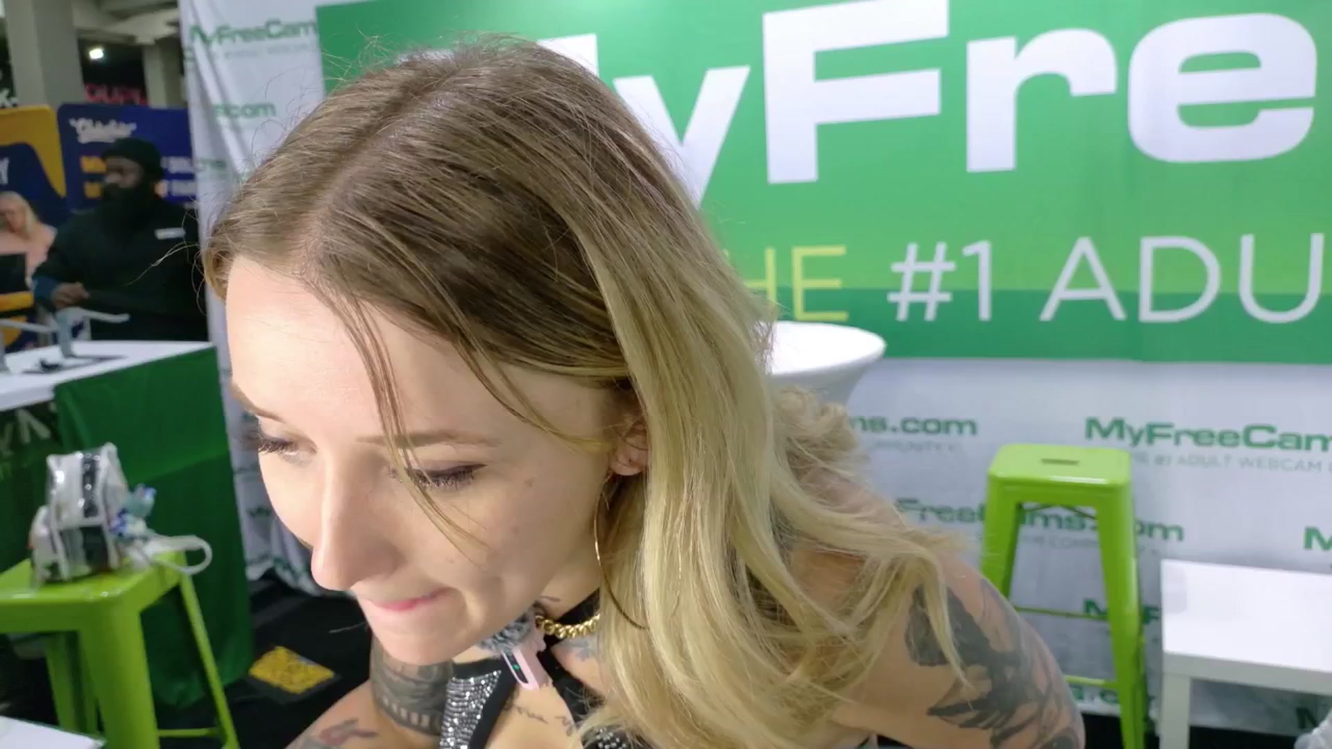 Gallery image thumbnail from Squidvicious9's myfreecams stream on, 06/29/2025, 24:13 image 13 of 20