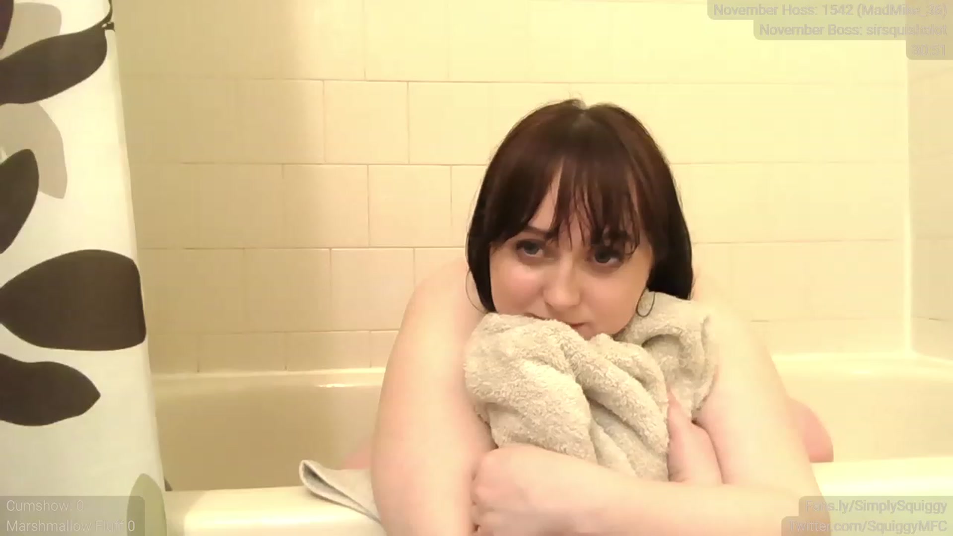 Gallery image thumbnail from Squiggy's myfreecams stream on, 11/24/2022, 07:56 image 18 of 20
